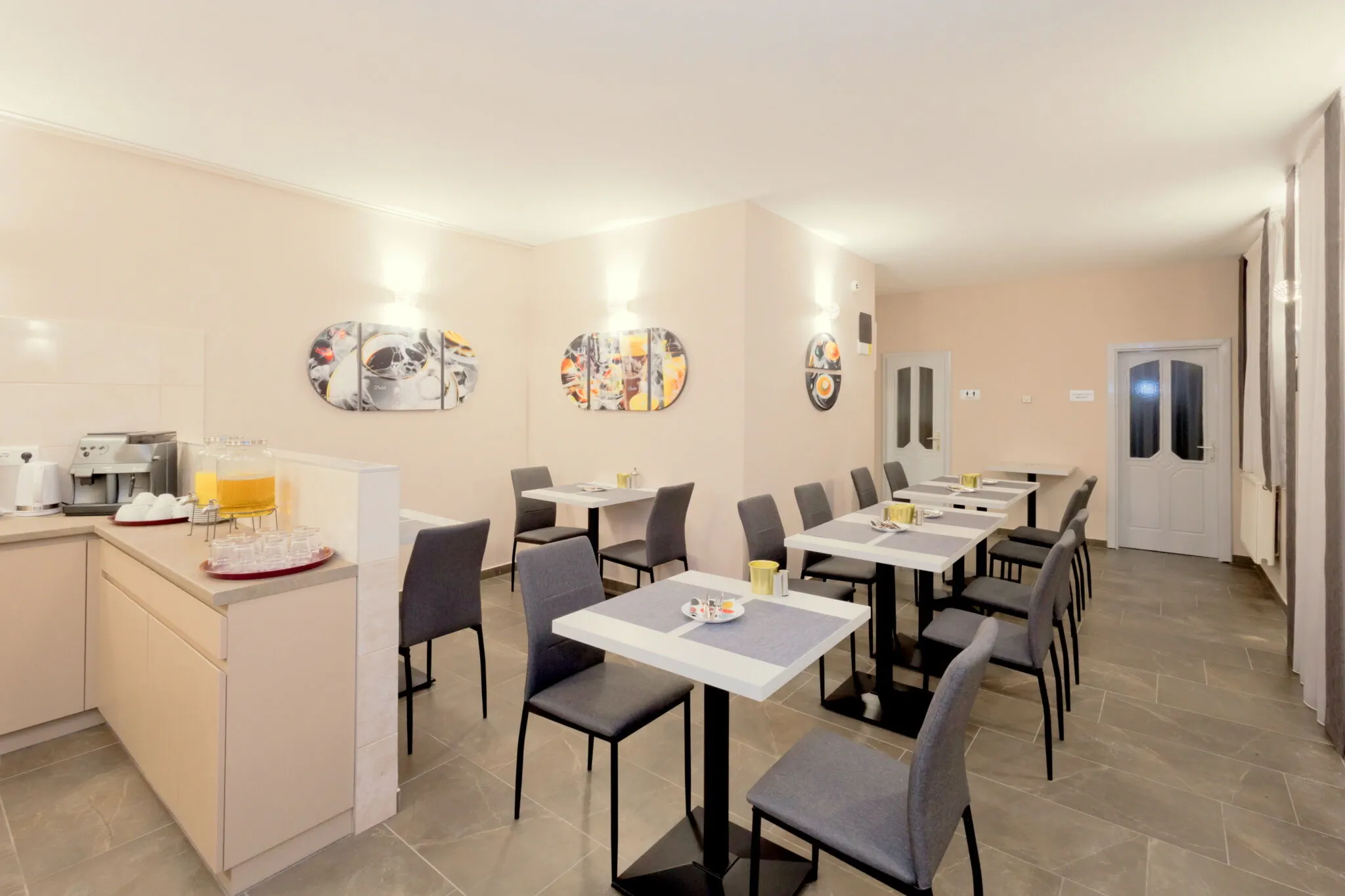 Bubble Hotel és Rendezvényközpont Zalaegerszeg – Zalaegerszeg, Maďarsko
