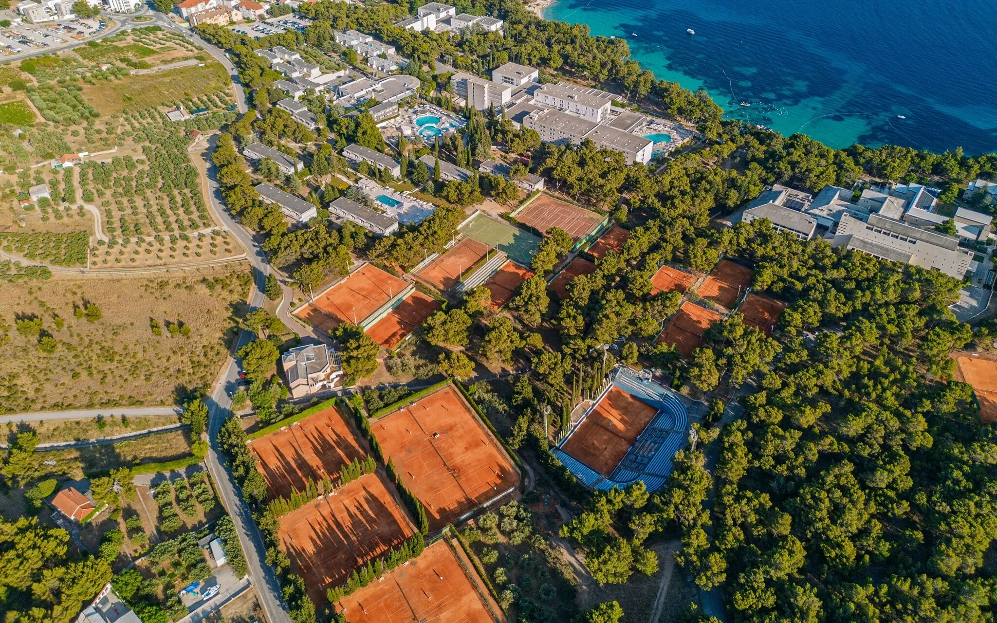 Bluesun Hotel Holiday Village Bonaca Bol  – Comuna Bol, Croația