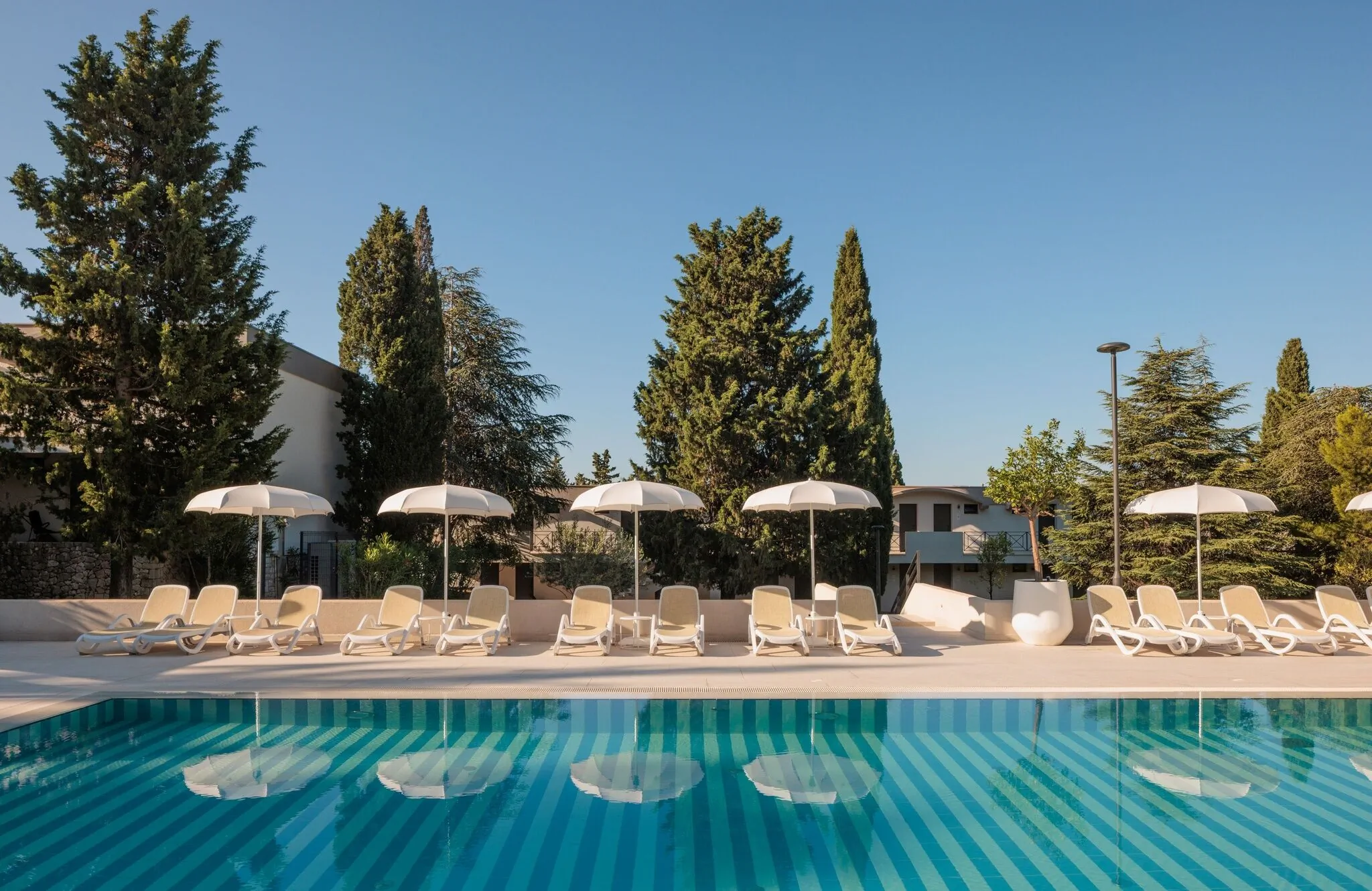 Bluesun Hotel Holiday Village Bonaca Bol  – Comuna Bol, Croația