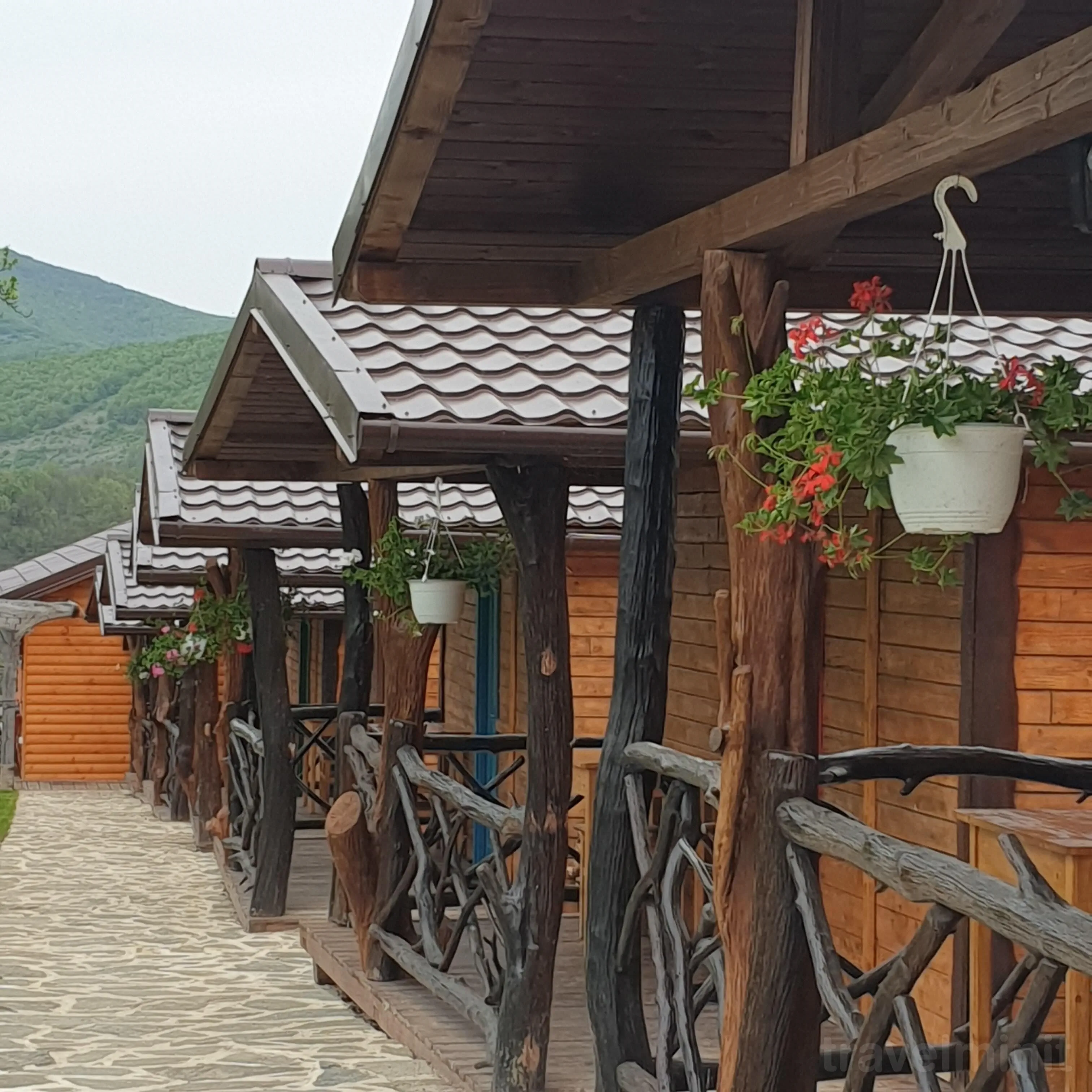 Popas 8 Odăi Poiana Aiudului – Poiana Aiudului, România
