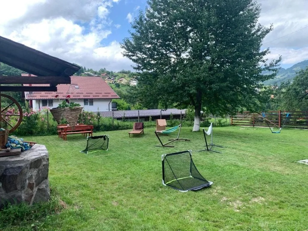 Casa din Grădină Moieciu de Jos – Moeciu de Jos, România