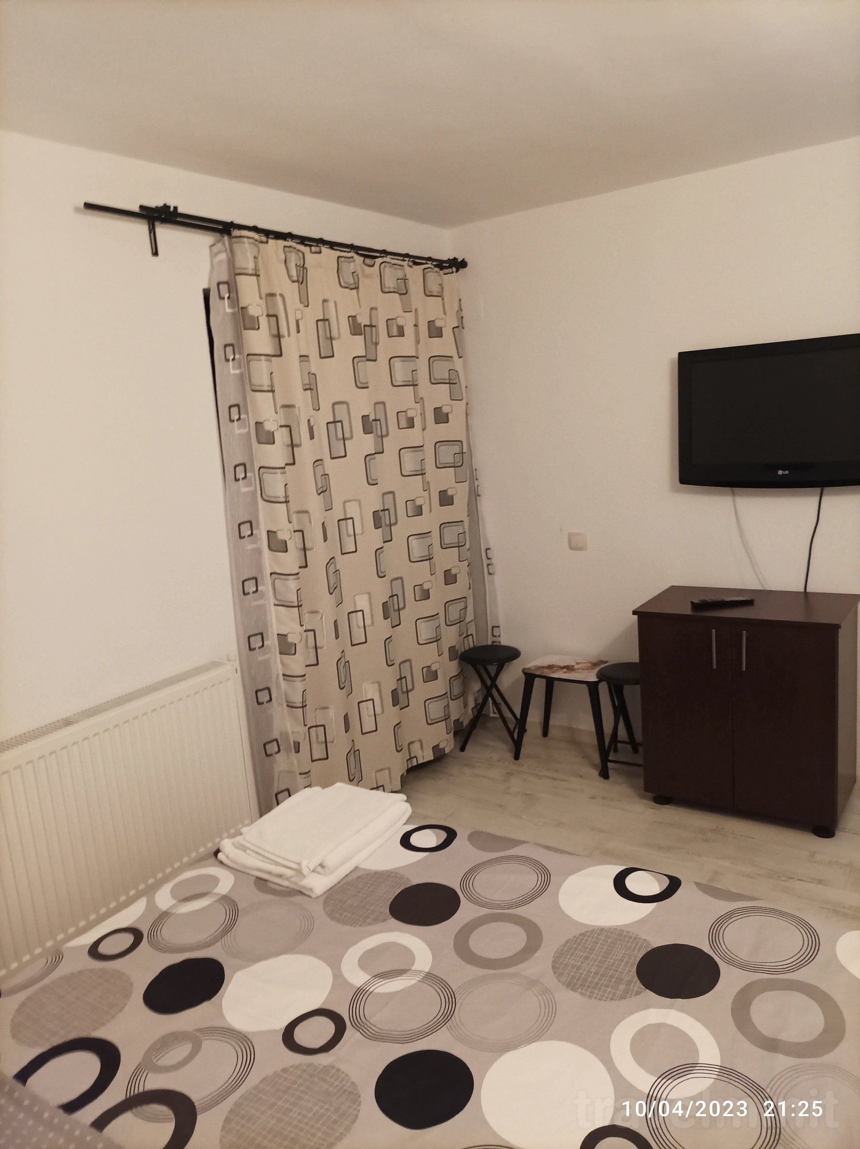 Casa din Livada Poiana Mărului – Poiana Mărului, România