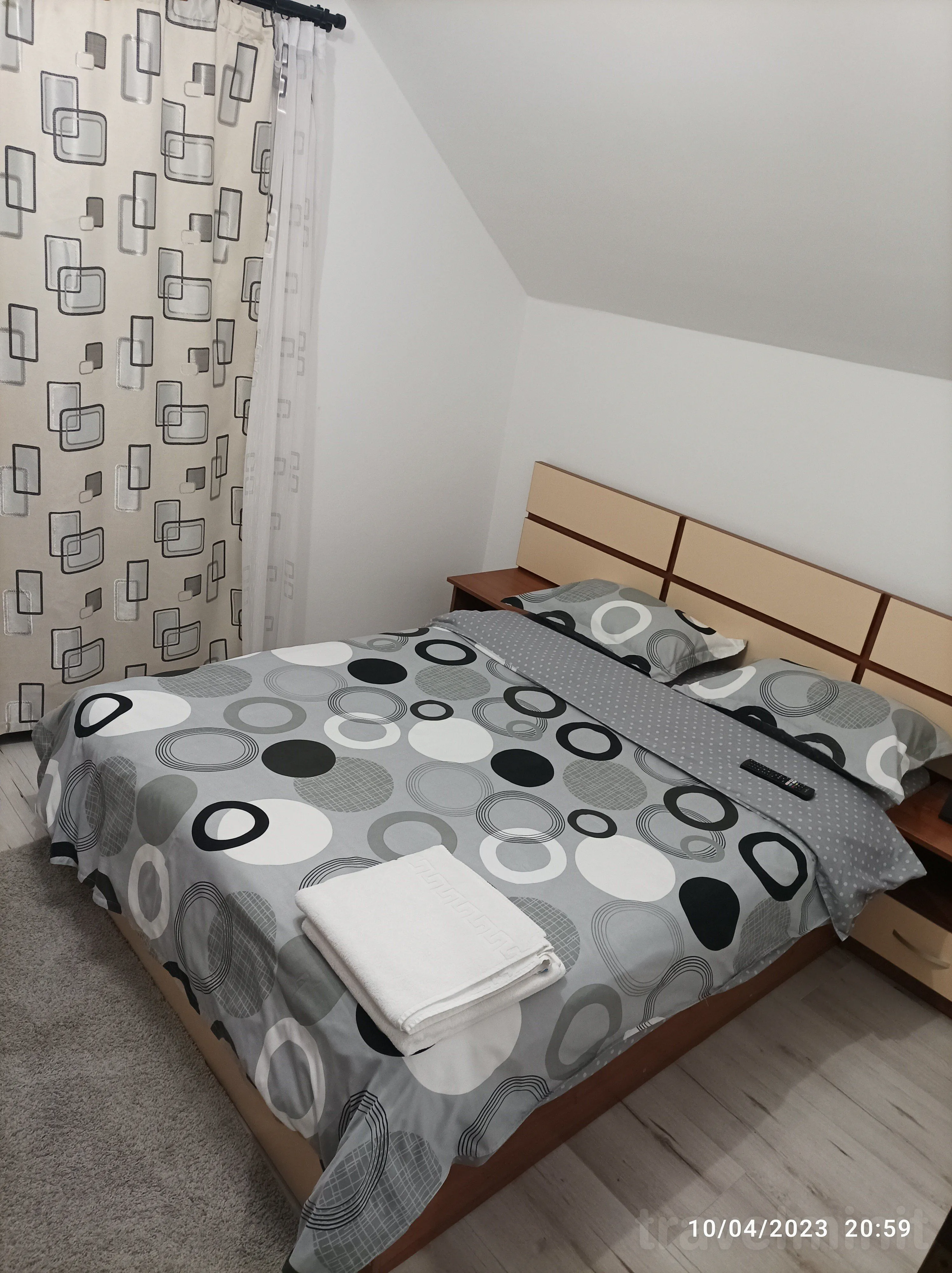 Casa din Livada Poiana Mărului – Poiana Mărului, România