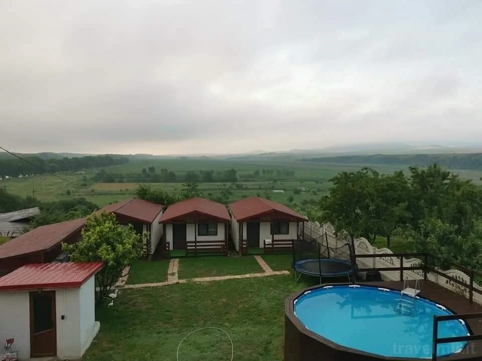 La 3 Căsuțe Nufăru – Nufăru, Rumunia