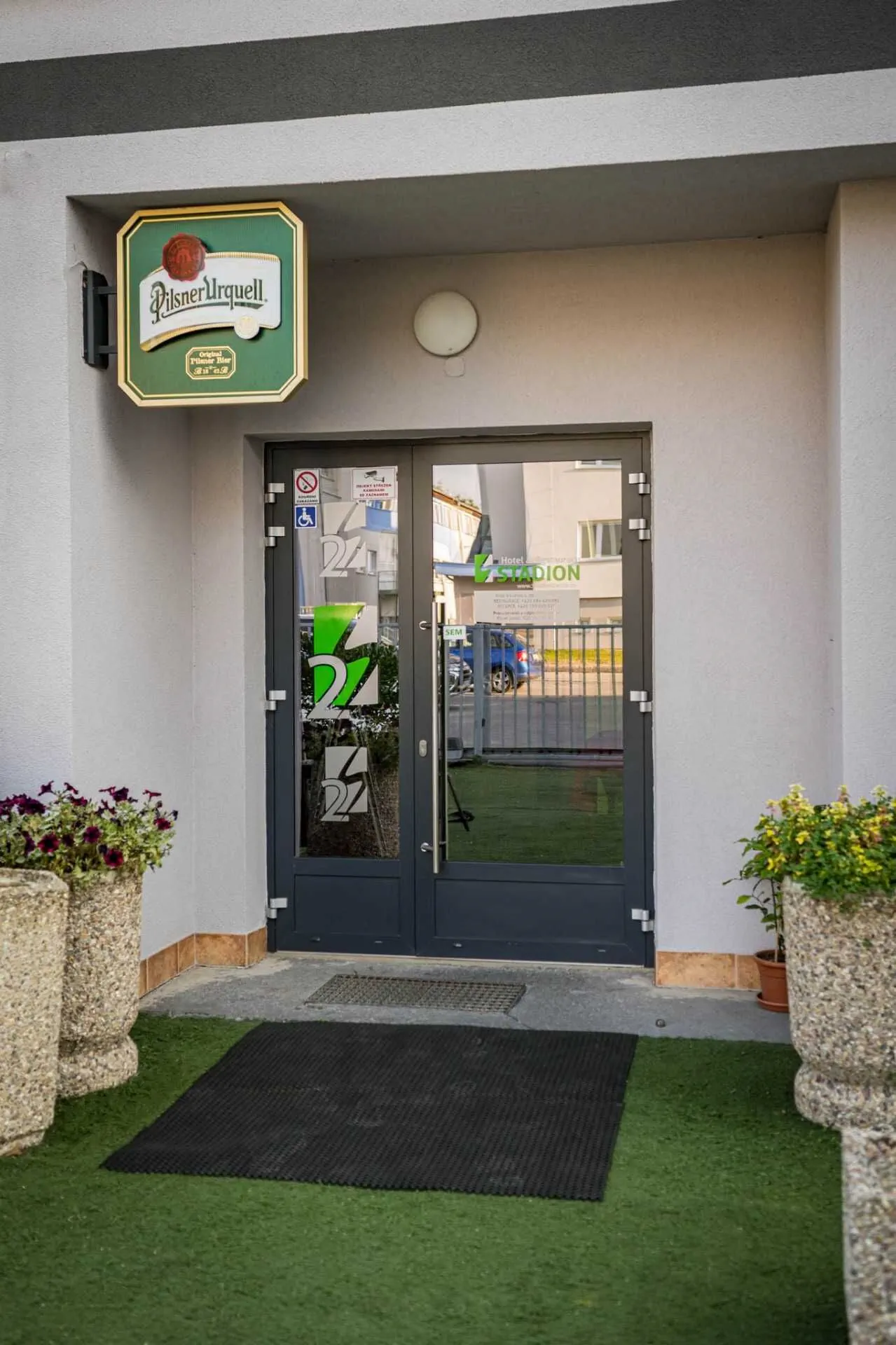 Restaurace a hotel stadion Dačice – Dačice, Česká republika