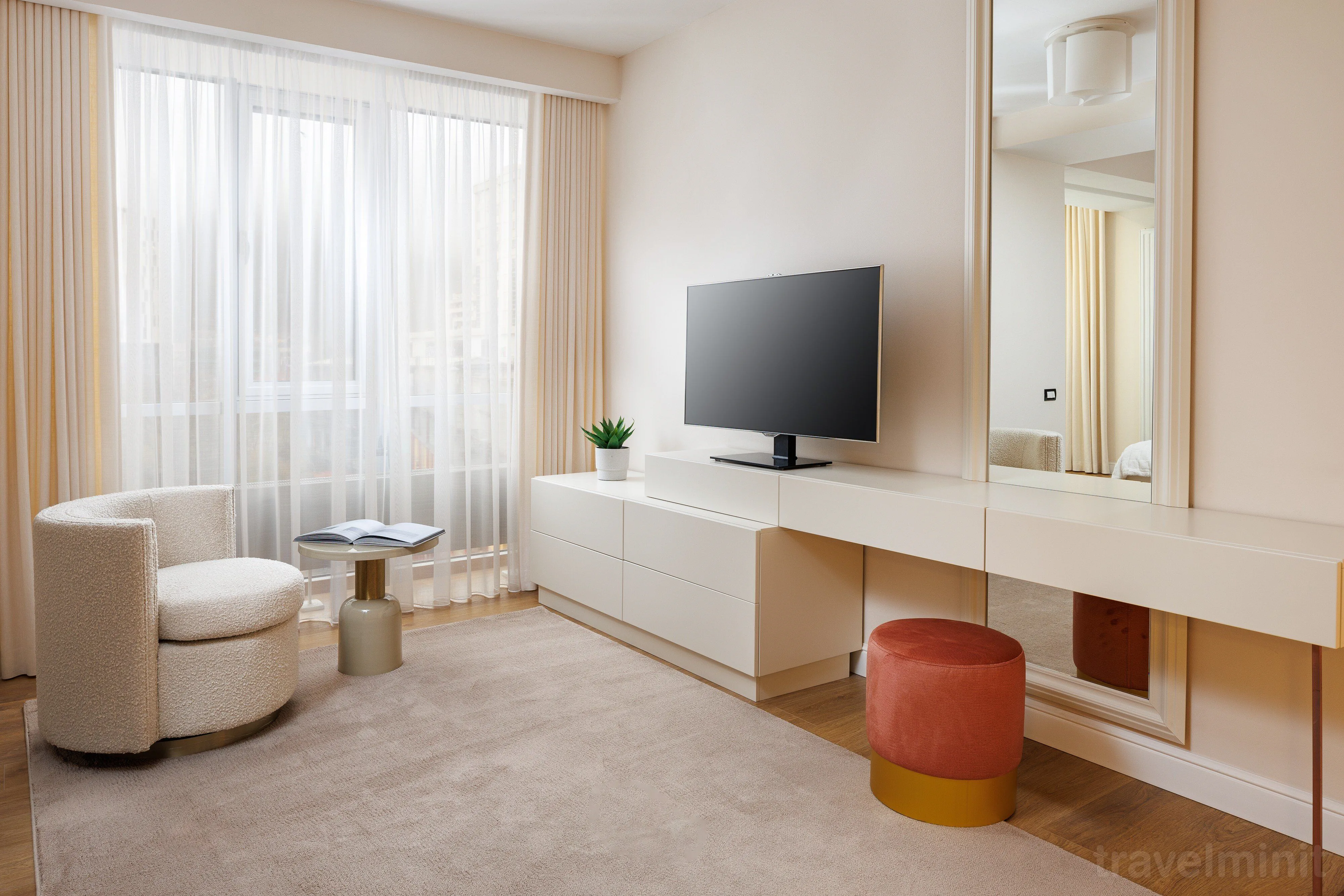 Skylark | Abu Dhabi Suite with Fireplace & View Brașov – Brașov, România