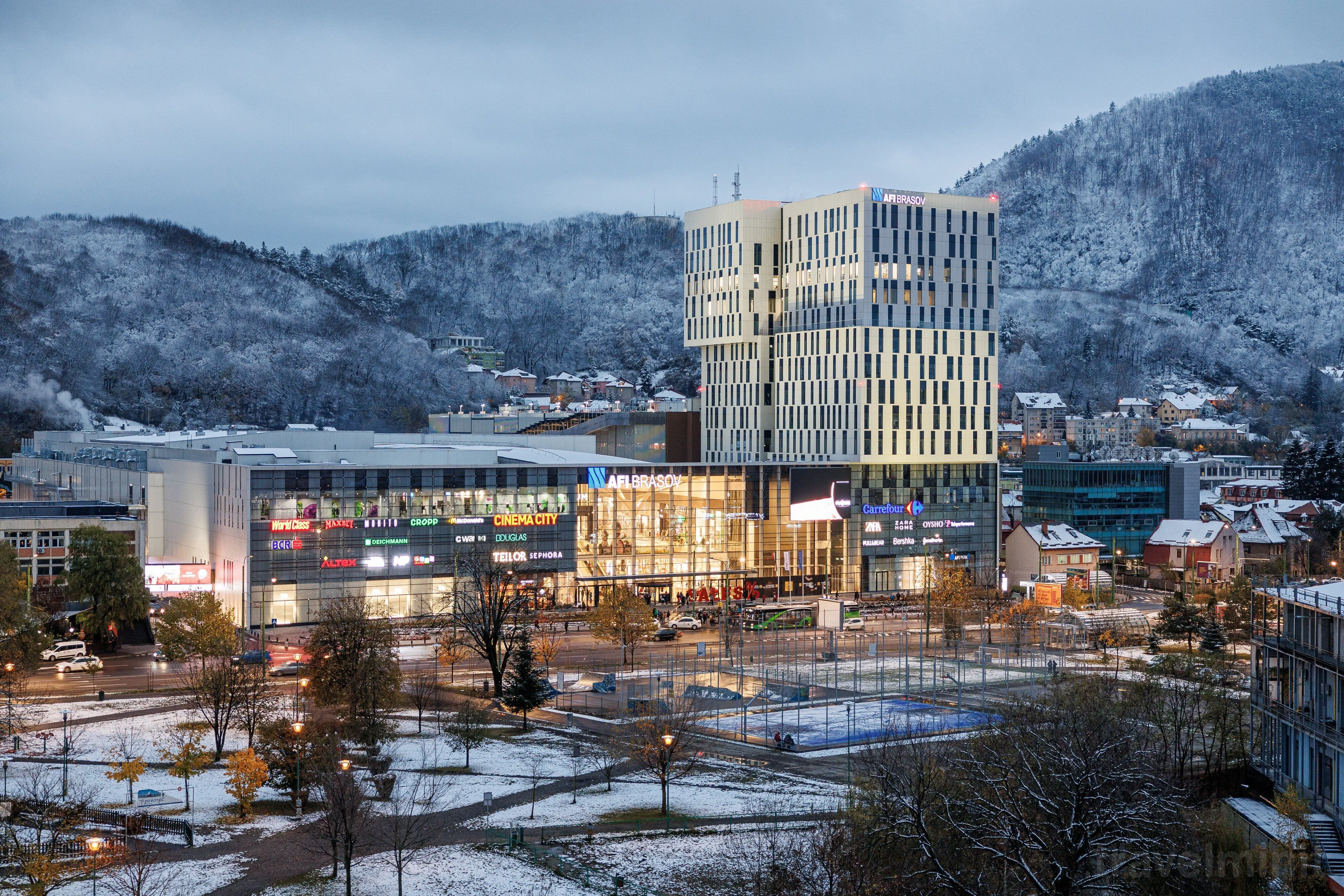 Skylark | Helsinki Suite with Fireplace & View Brașov – Braşov, Rumunsko