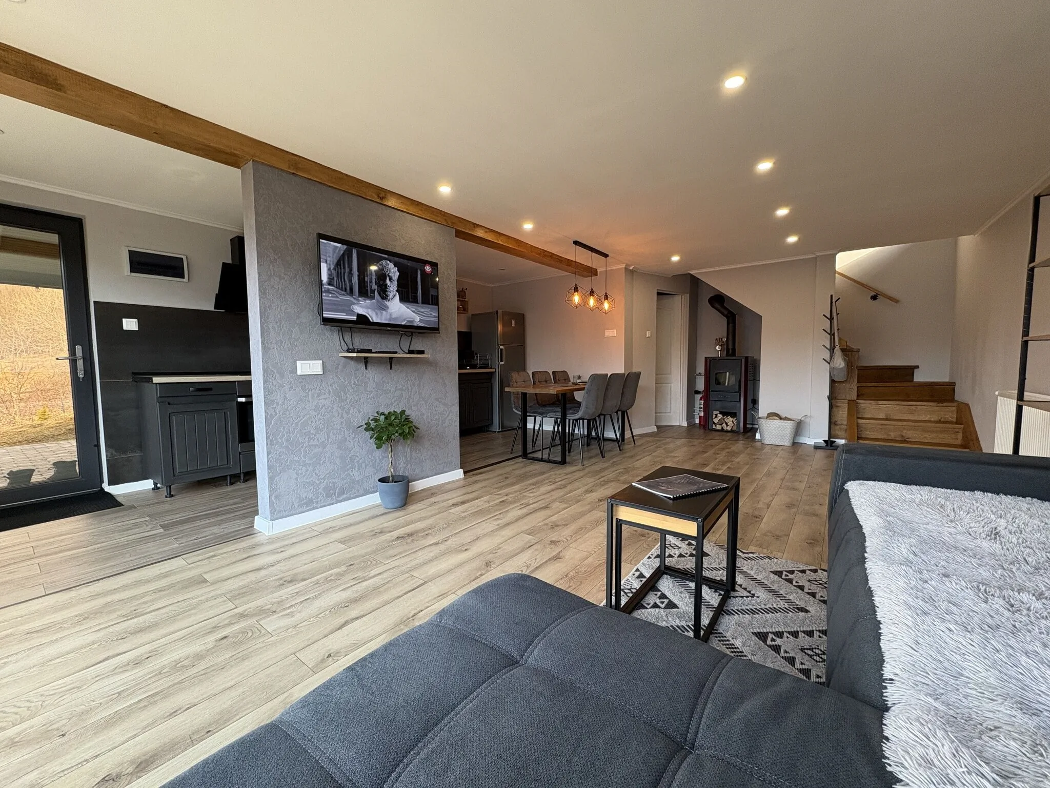 Refugiul Panoramic Muntele Rece – Muntele Rece, România