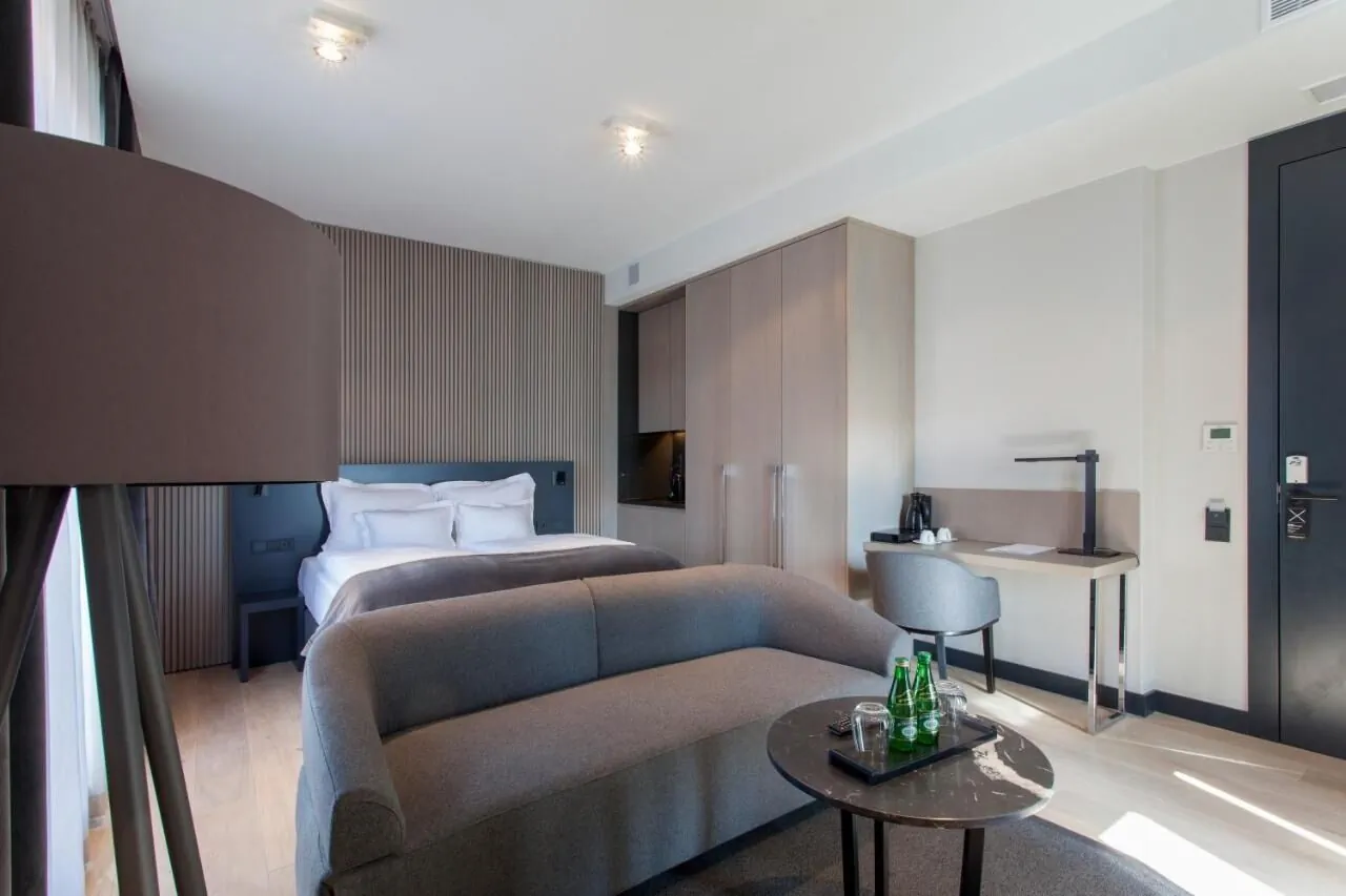 Ilonn Boutique Limanowskiego Poznań – Poznań, Polska