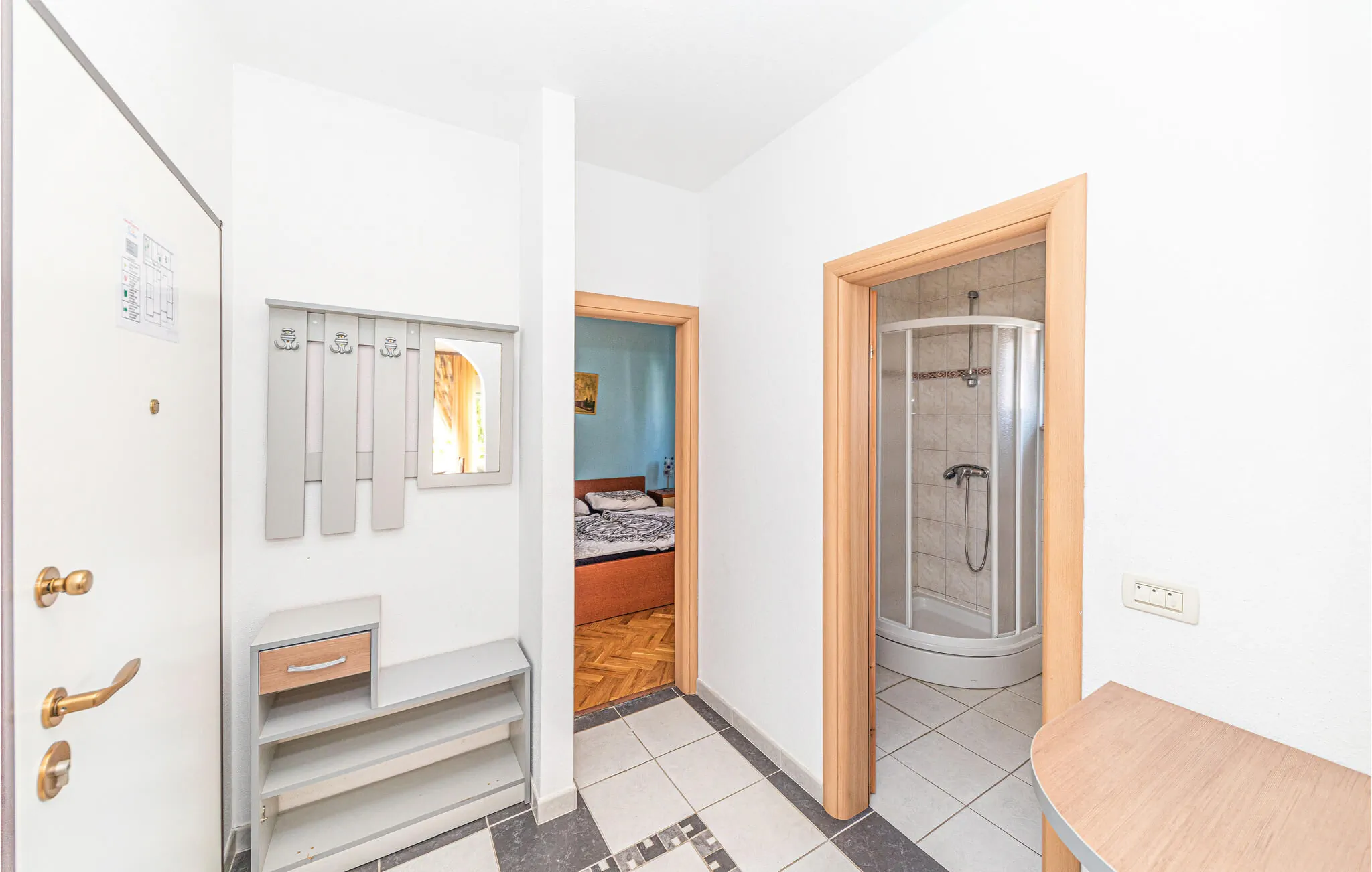 Apartman Okrug Gornji - CSC403 - foto 7