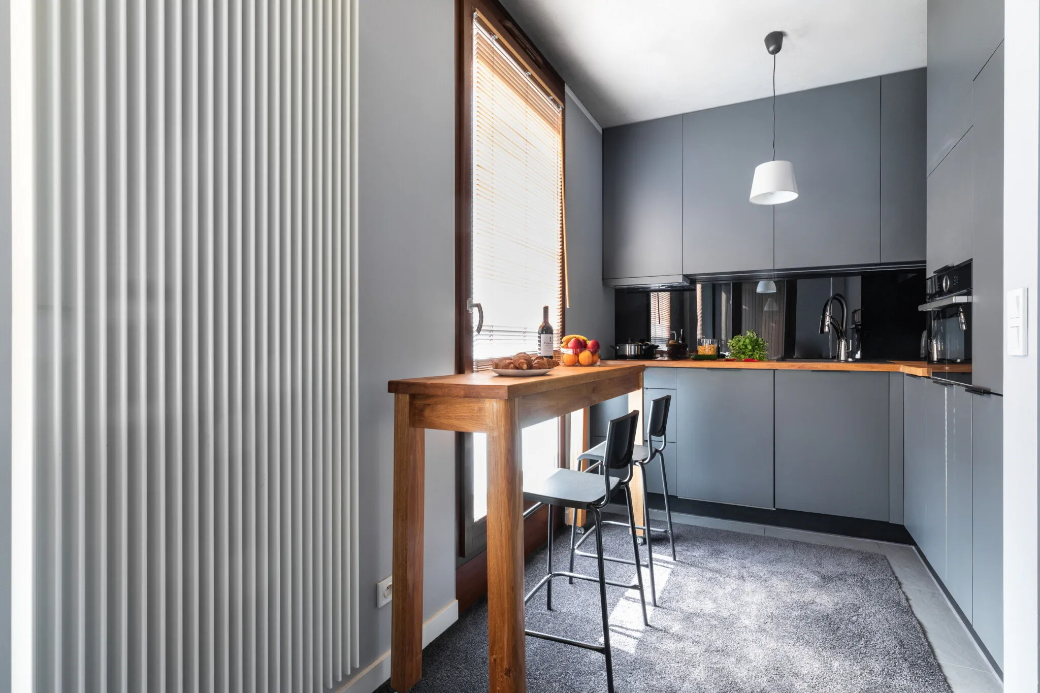 Apartament Wola, Kolejowa IV – Varșovia, Polonia