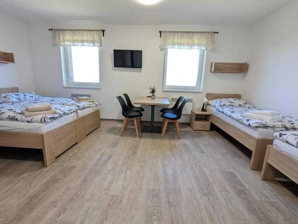Restaurace a penzion Gansberg Cotkytle – Cotkytle, Česká republika