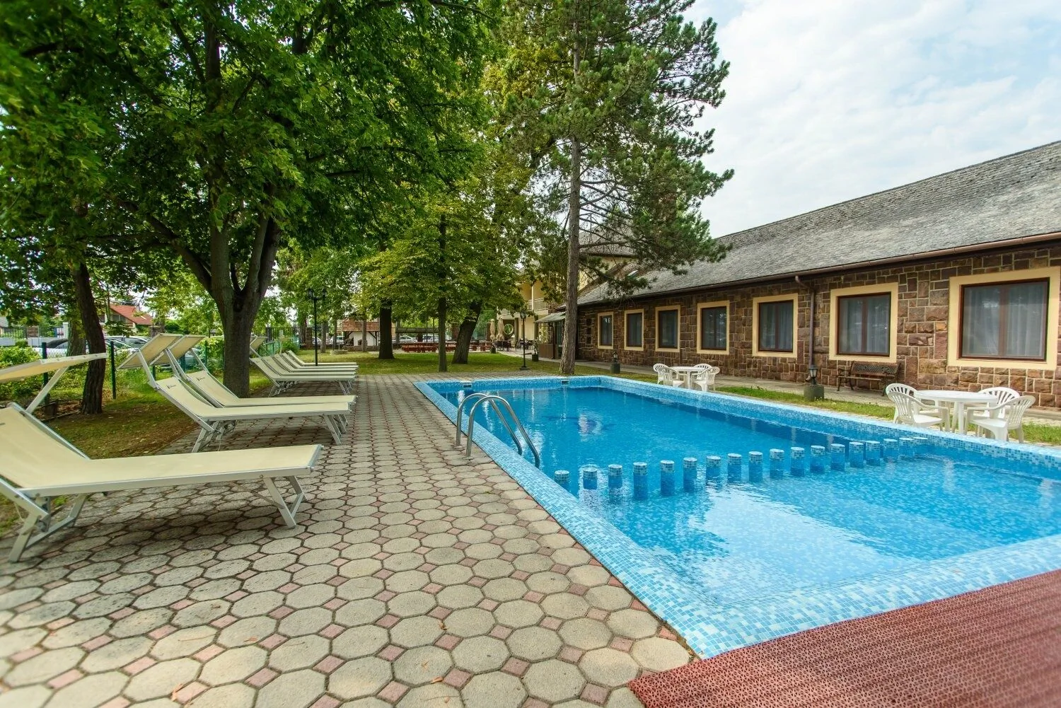 BL Garden Panzió Balatonlelle – Balatonlelle, Ungaria