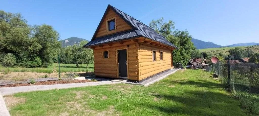 Vilka Cibulka a Chata Cesnačik Lžipovce – Ižipovce, Slovacia