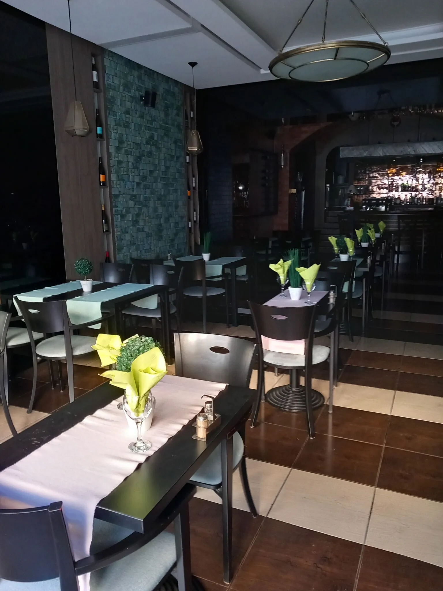 Cherry I.  Apartman Eger – Eger, Ungaria