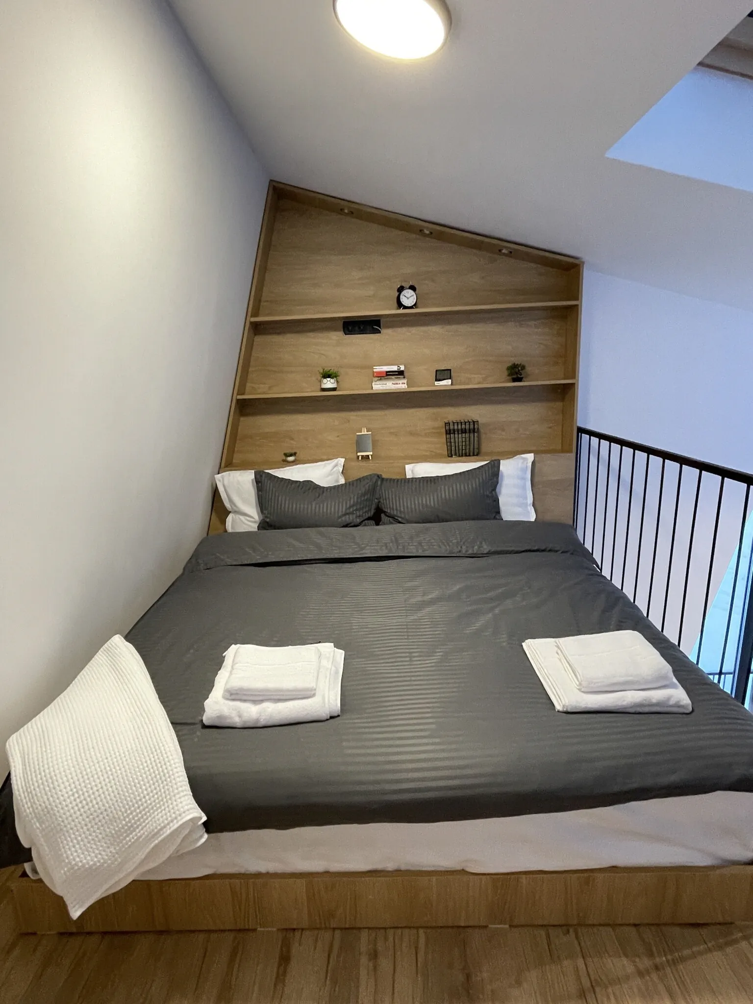 Tiny One cu Jacuzzi Lacu Roşu – Lacu Roşu, România