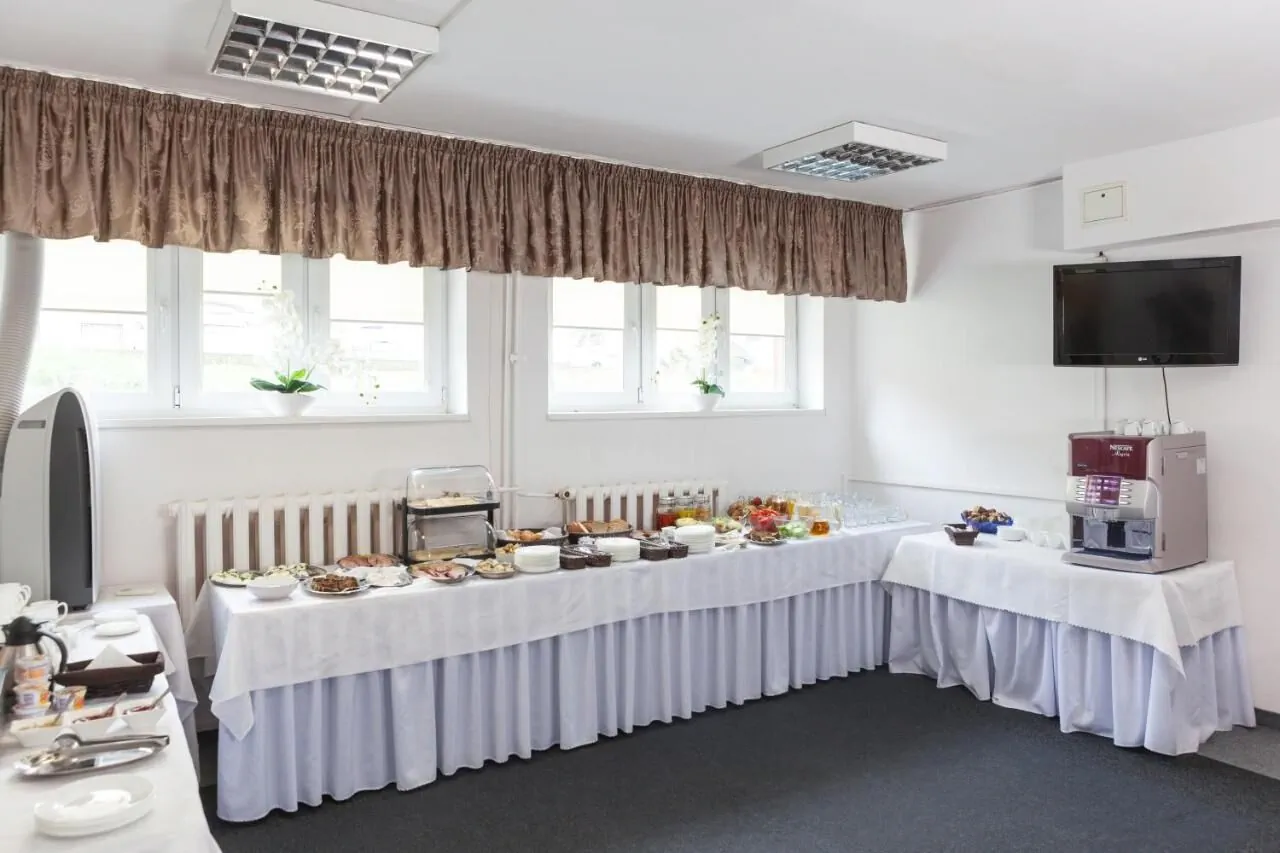 Hotel Halo Toruń – Toruń, Polska