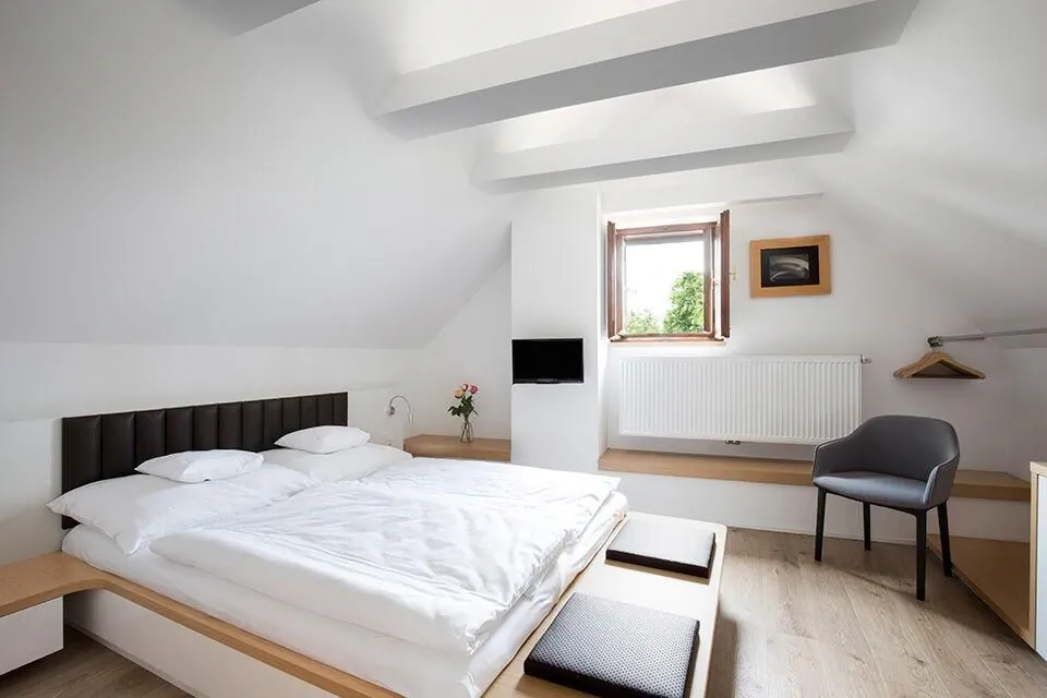 Hotel 100 Pardubice – Pardubice, Česká republika