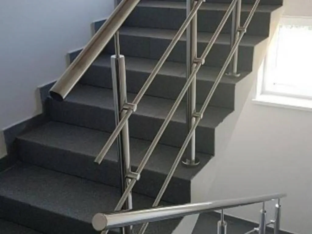 Premium noclegi pracownicze – Warszawa, Polska