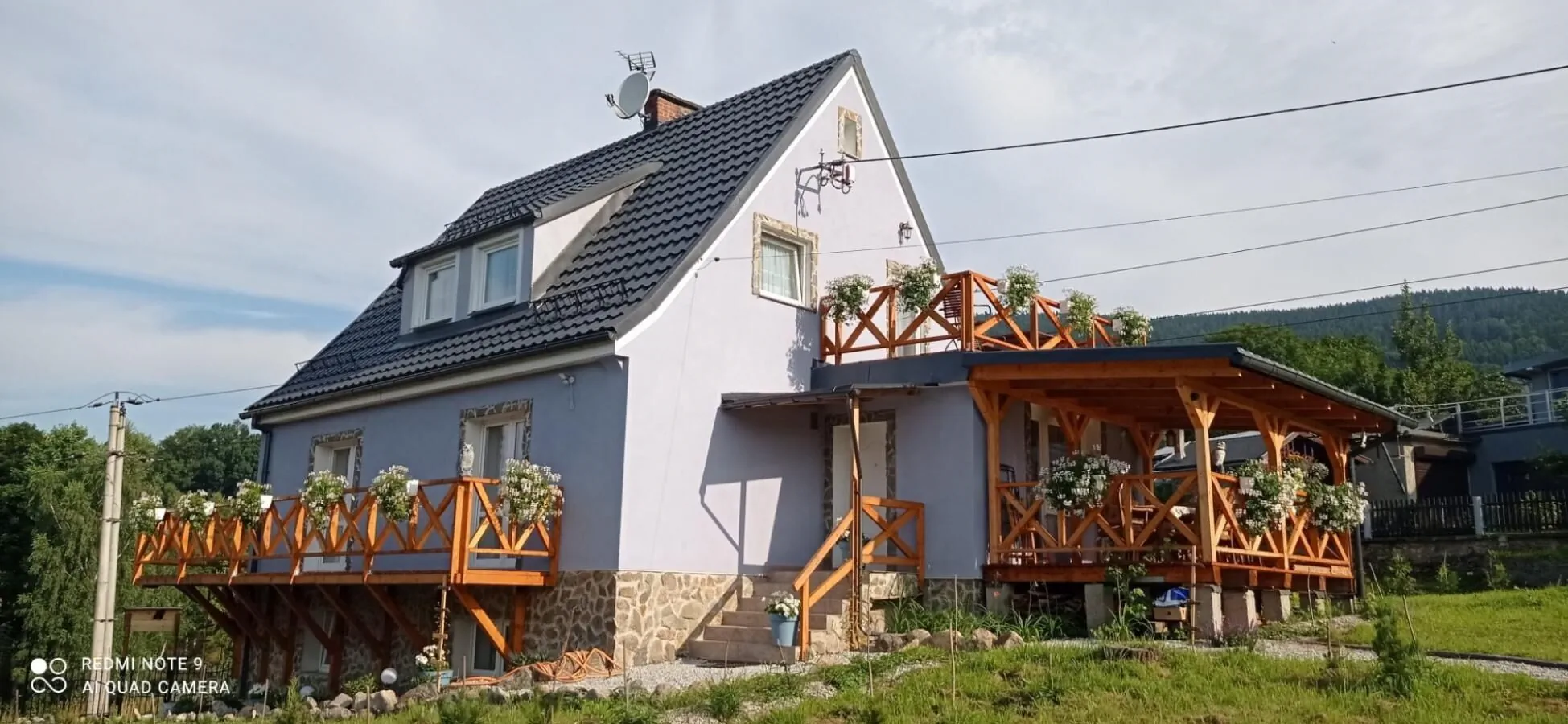 Sowi Dom Jugów – Jugów, Polonia