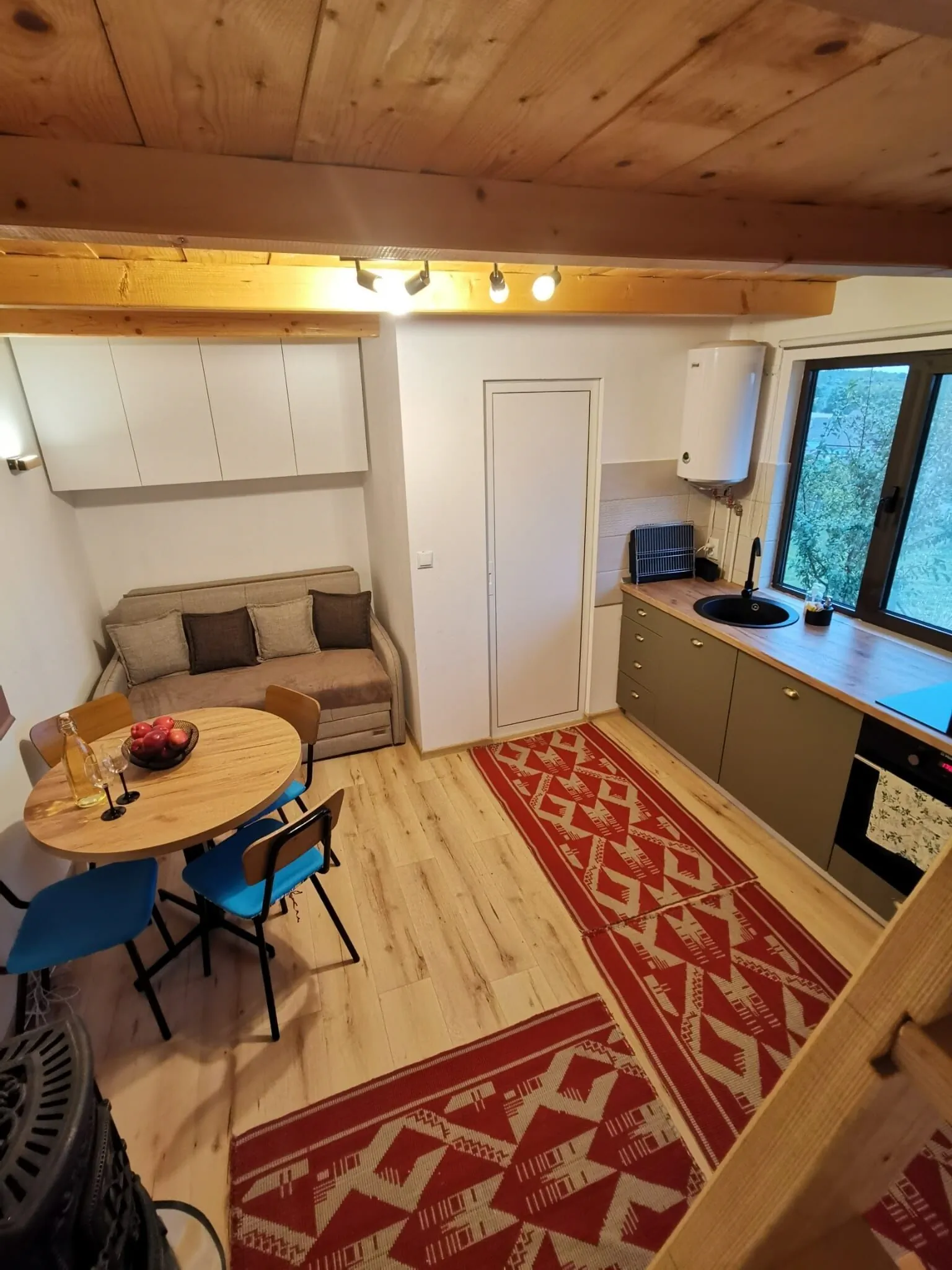 Tiny house Ștefana Sărădiș – Sărădiș, România