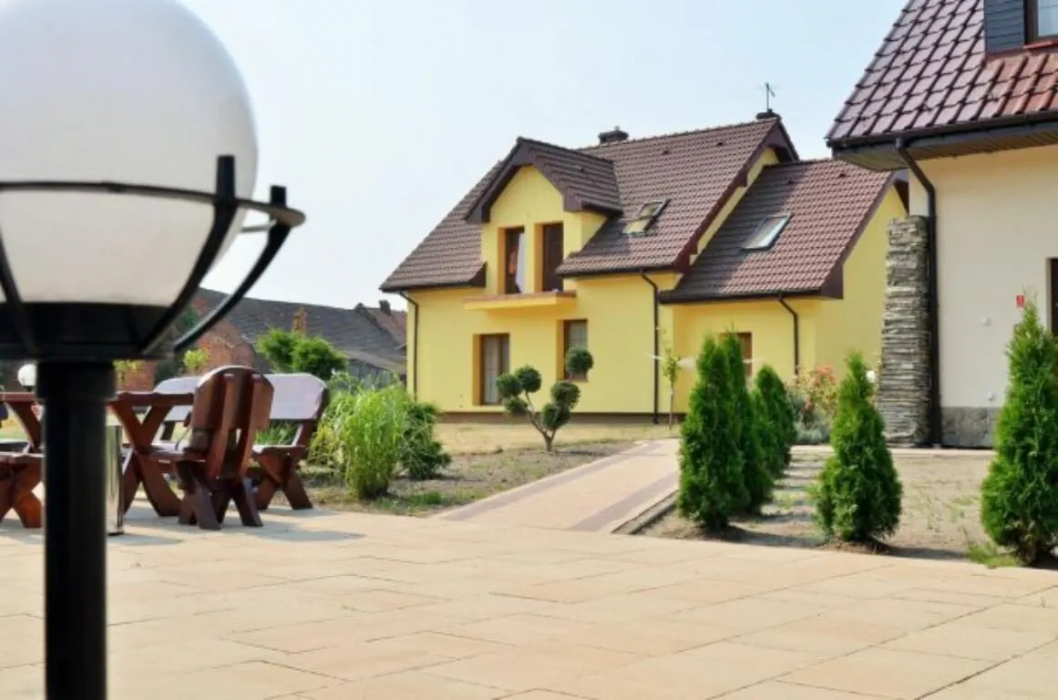 Noclegi dla Firm Domaszczyn,Wrocław – Wrocław, Polska
