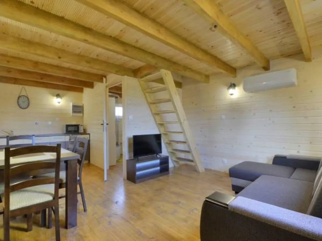 Górska Chatka i Villa Łągi Bukowiec – Karpacz, Polonia