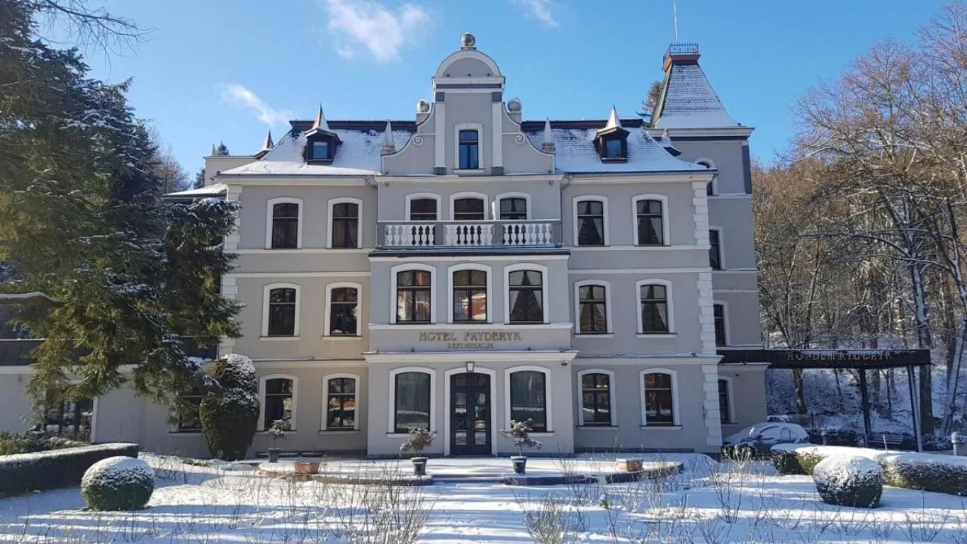 Hotel Fryderyk Duszniki-Zdrój – Duszniki-Zdrój, Polonia