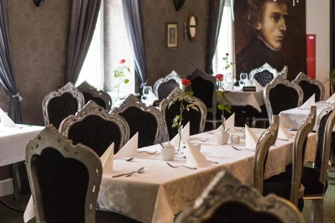 Hotel Fryderyk Duszniki-Zdrój – Duszniki-Zdrój, Polonia