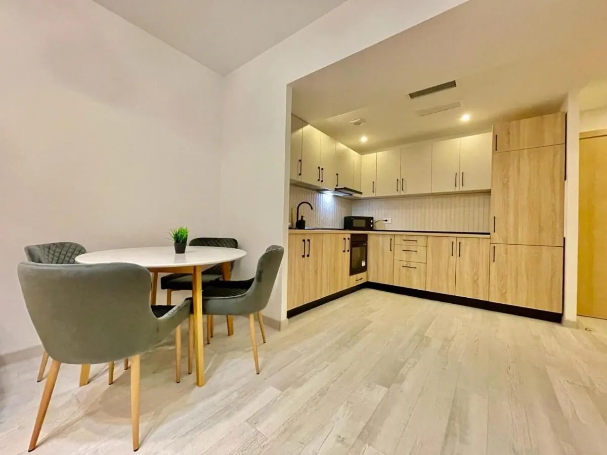 YamaLuxe Apartments - Pink & Gold With Many Facilities București – București, România