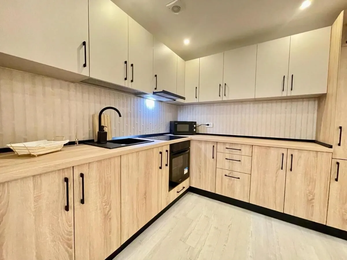 YamaLuxe Apartments - Pink & Gold With Many Facilities București – București, România