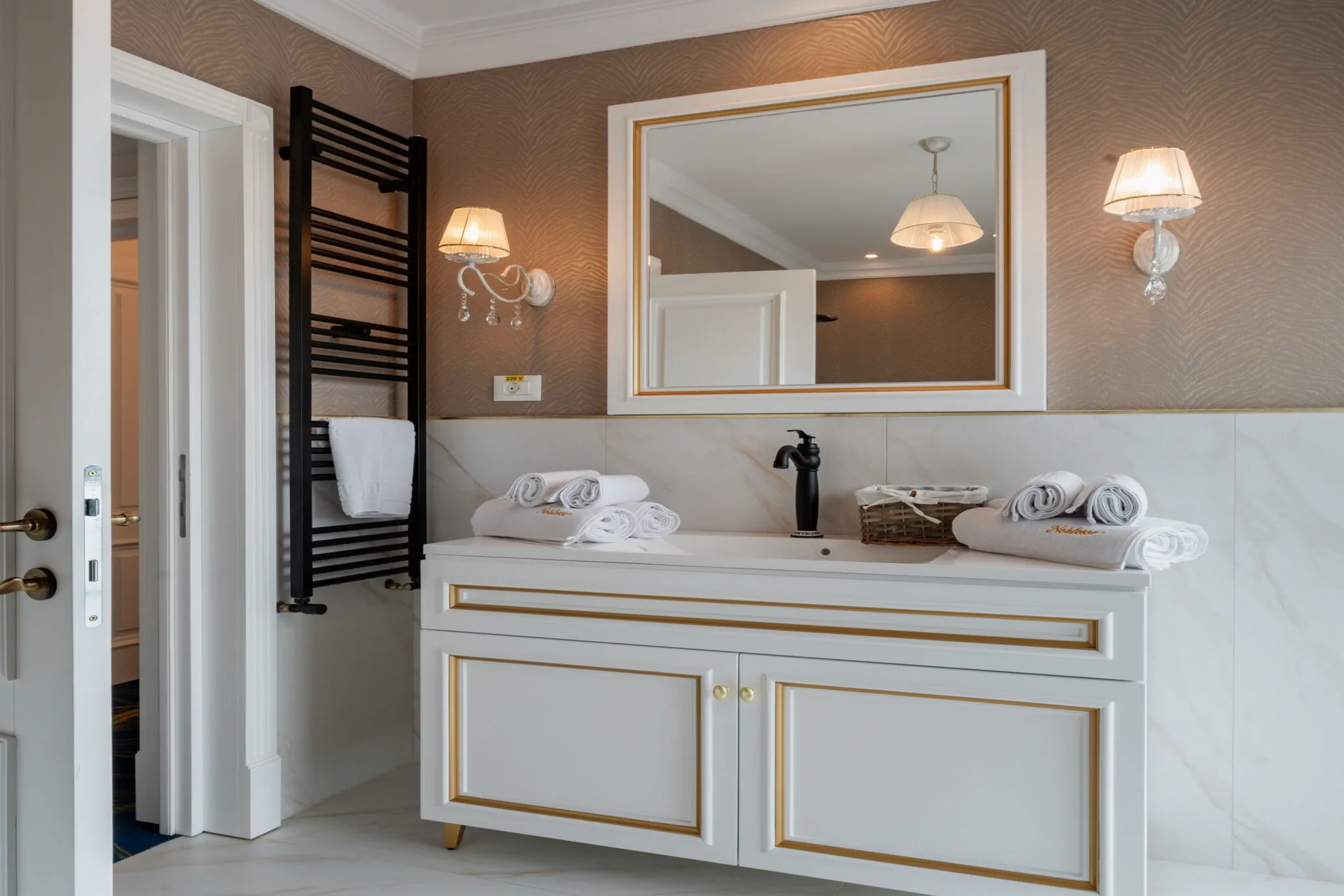 Noblesse Hotel Boutique & Spa Râmnicu Vâlcea – Râmnicu Vâlcea, România