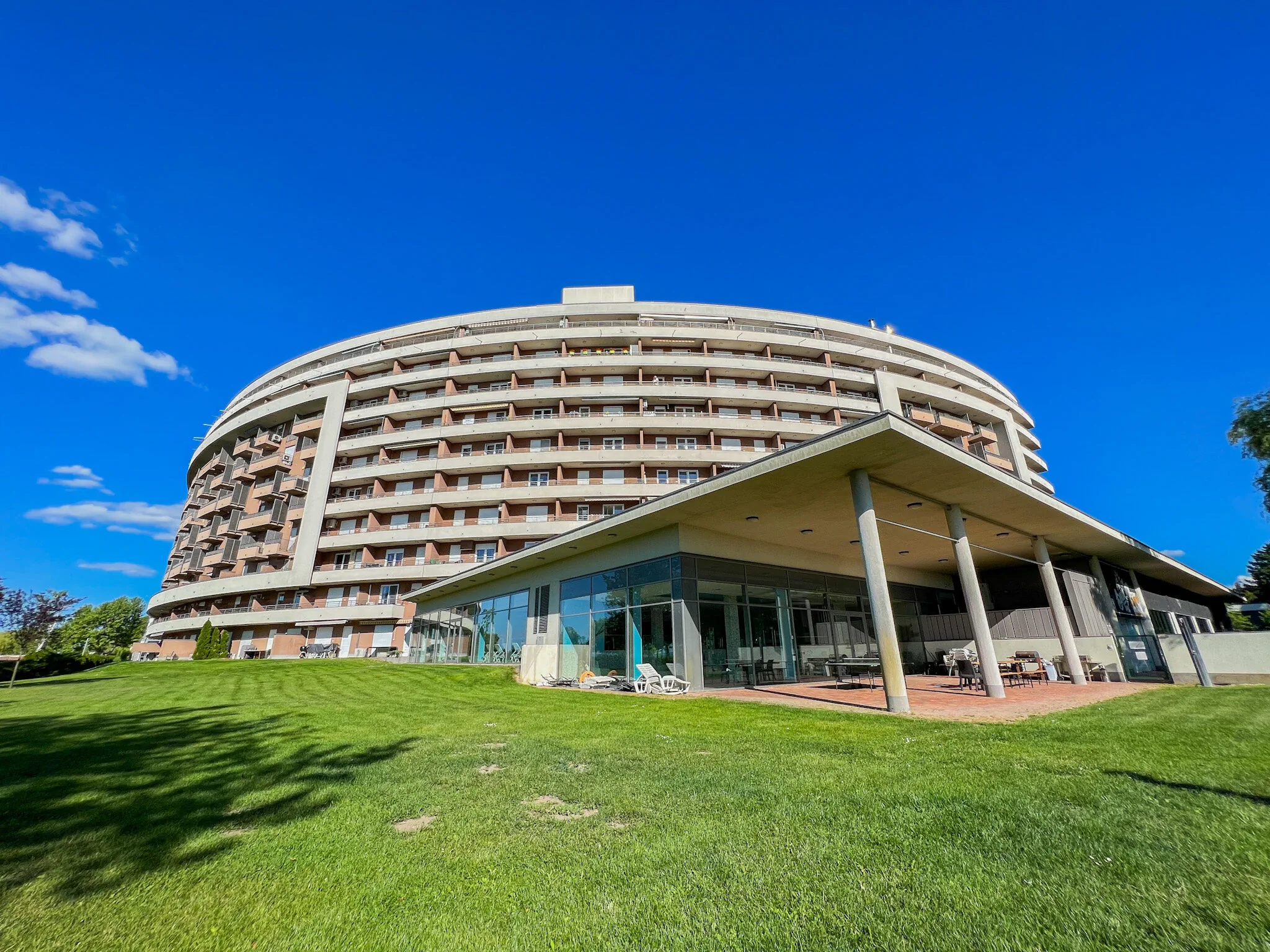 Club218 Red Wellness Apartman Siófok - foto 3