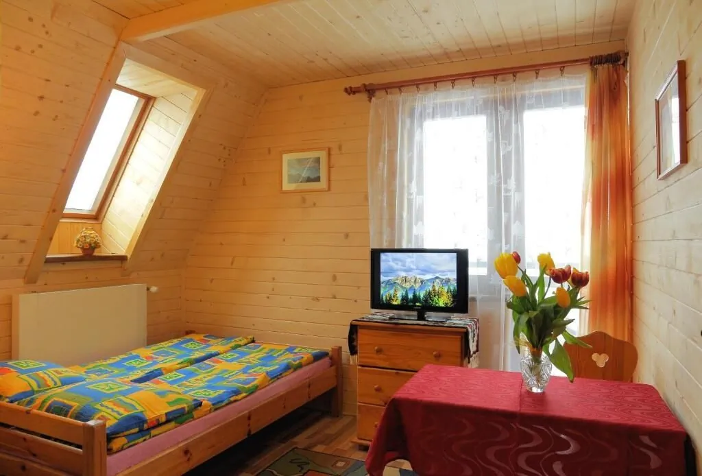 POKOJE POD GIEWONTEM Zakopane – Kościelisko, Polska