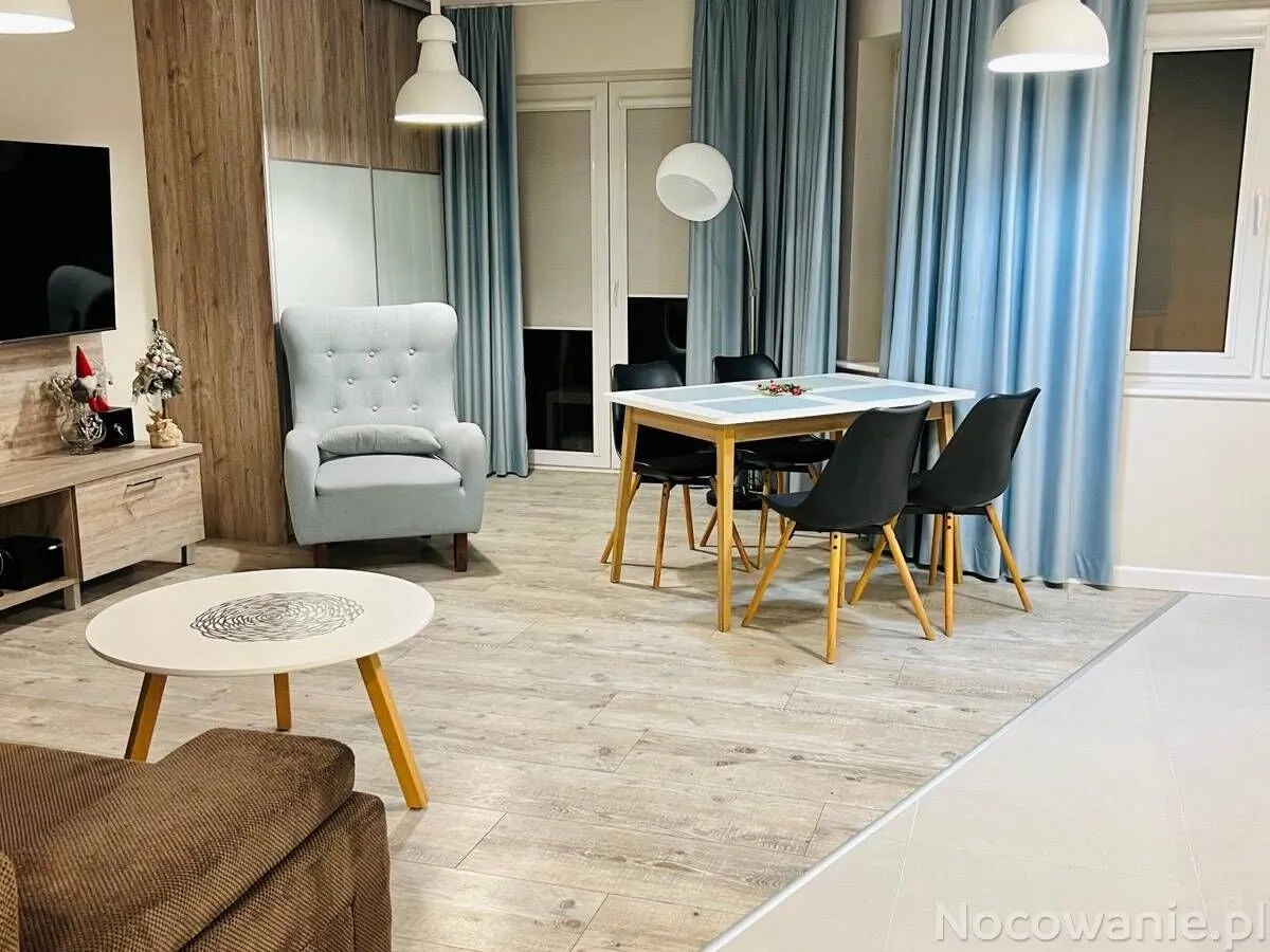 Apartament Przy Latarni Morskiej z garażem Kołobrzeg – Kolobřeh, Polsko