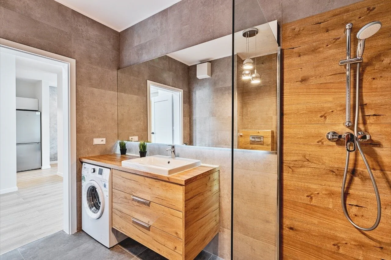 Ilumino Modern Prestige III by LookAp Łódź – Łódź, Polska