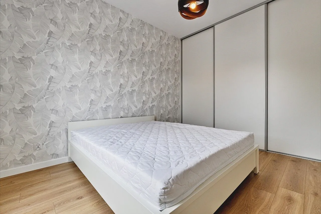 Ilumino Modern Prestige III by LookAp Łódź – Łódź, Polska