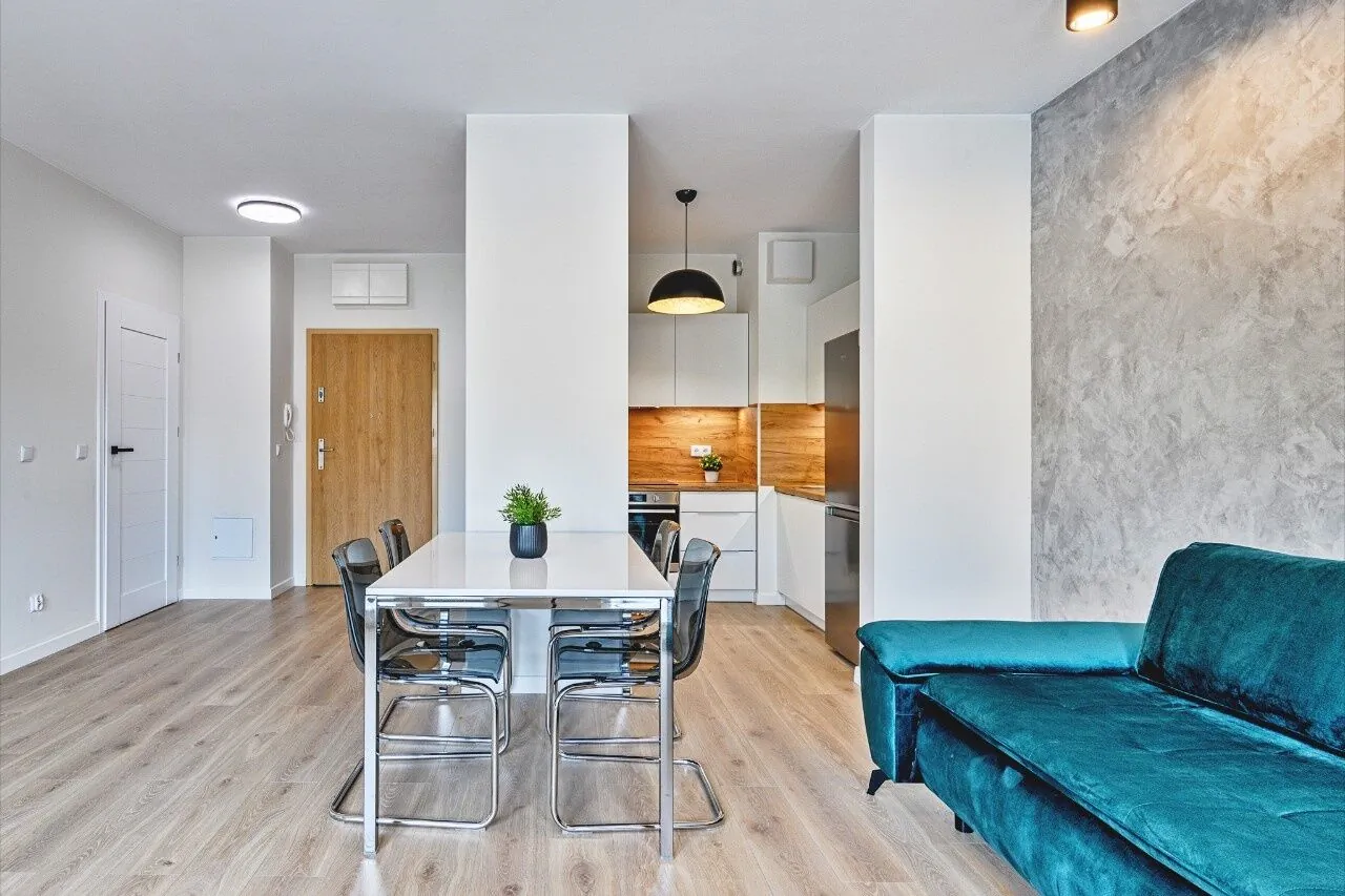Ilumino Modern Prestige III by LookAp Łódź – Łódź, Polska