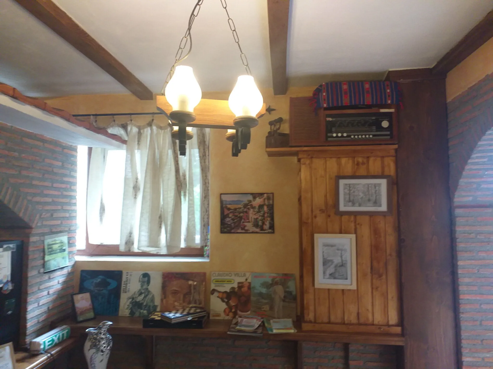 Camere de închiriat Mădălina Băile Govora - foto 2