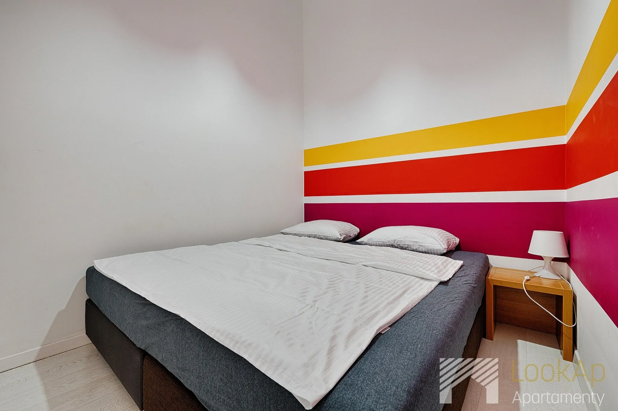 Apartament Loft Malinowy by LookAp Łódź – Łódź, Polska