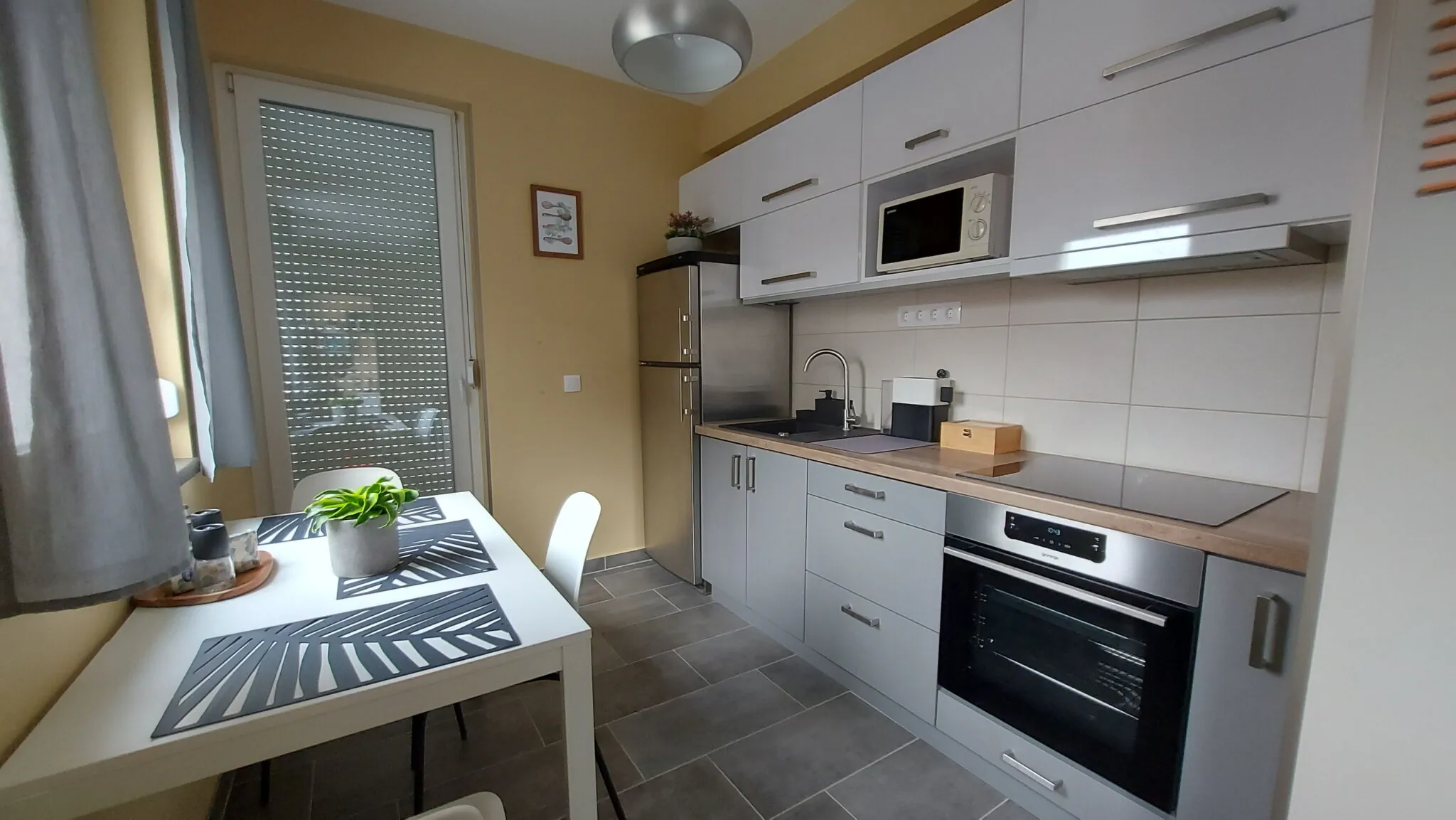 Üstökös Apartman Szeged – Szeghed, Ungaria