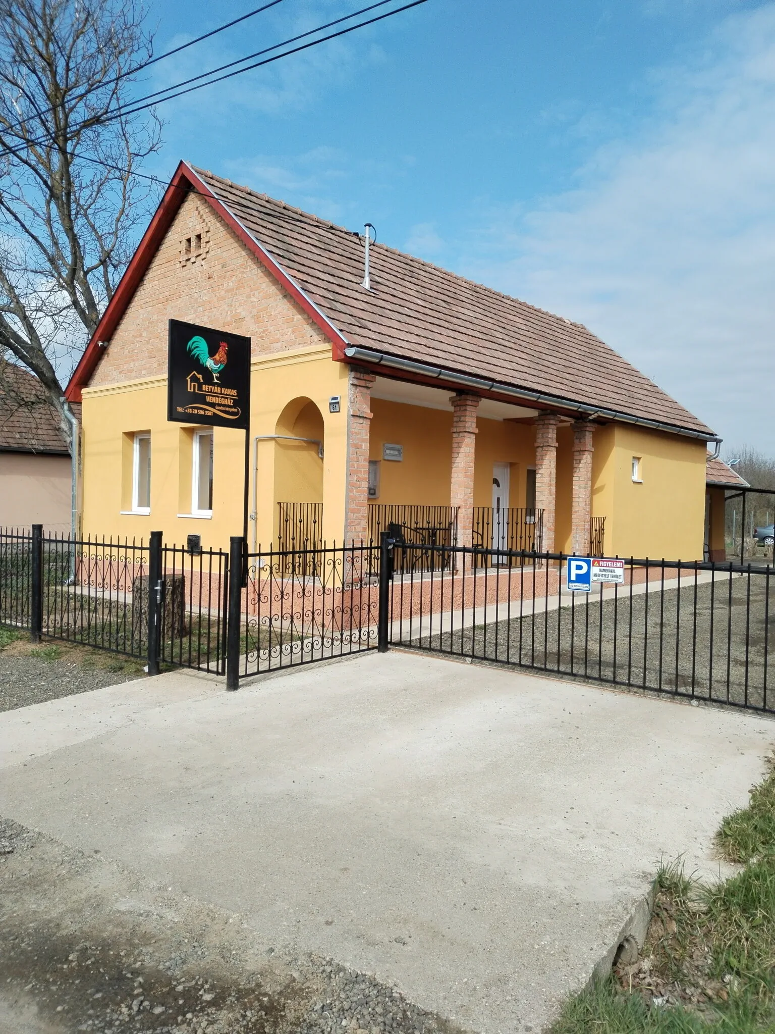 Betyár Kakas Vendégház Bátonyterenye – Bátonyterenye, Ungaria