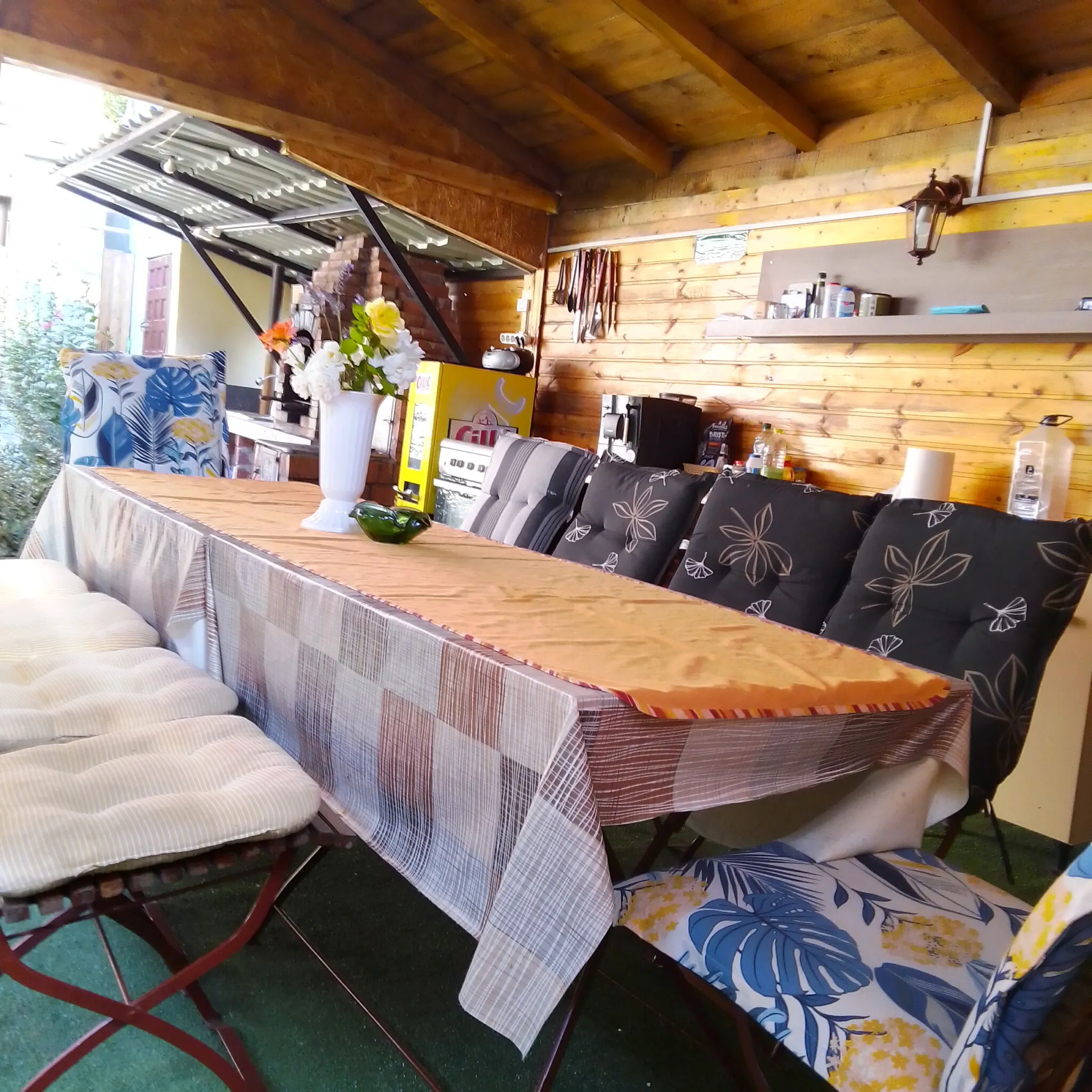 Casa Nicolas Bușteni  – Buşteni, România