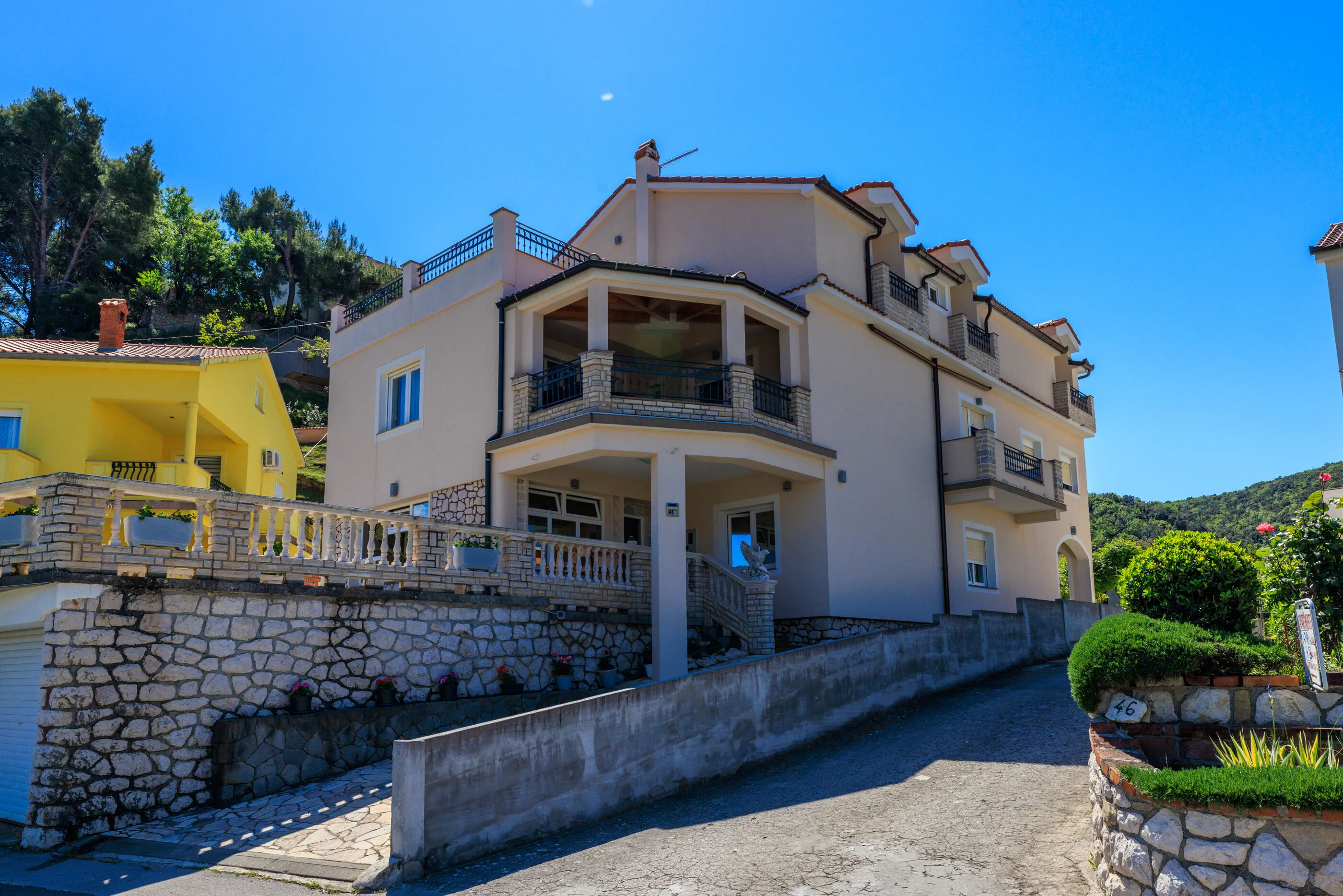Apartments Nikolina J Supetarska Draga - foto 1