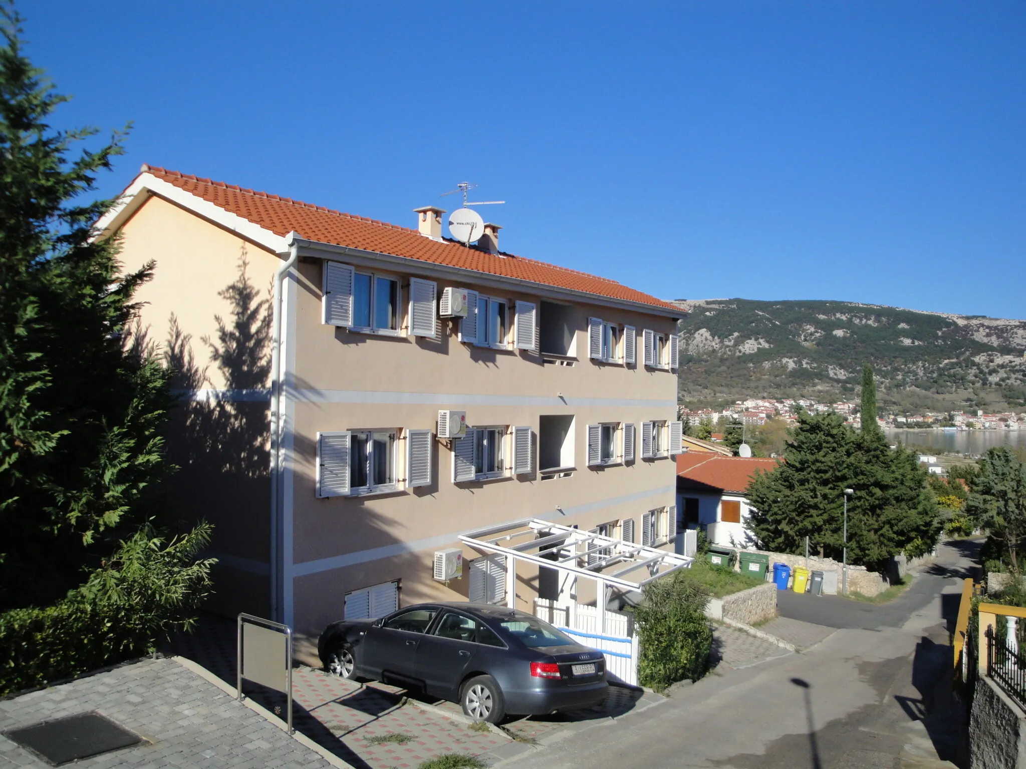 Apartments Nara Brnic Baška – Baška, Croația