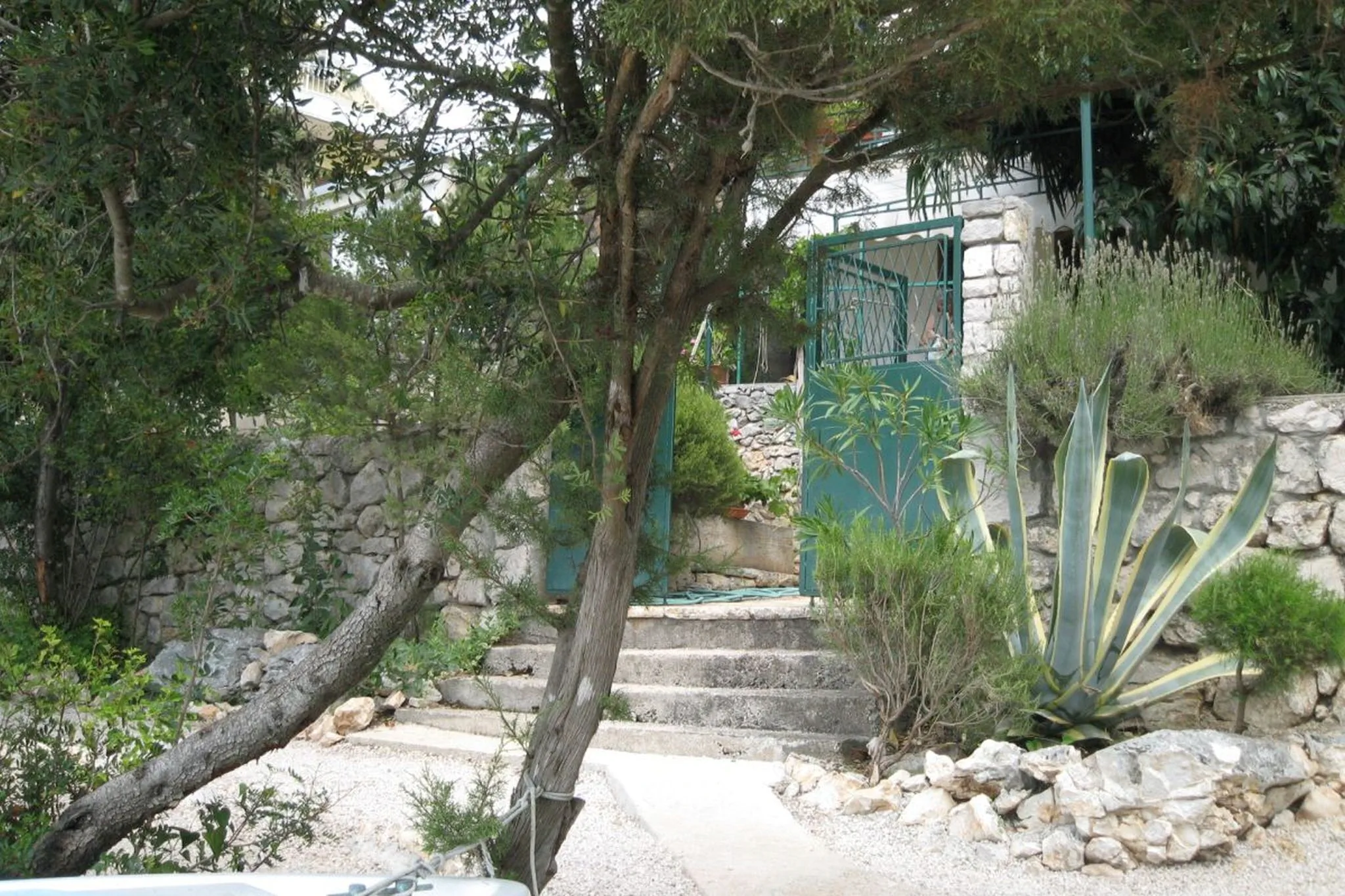 Apartments Mala kuća kraj mora Grebastica - foto 4