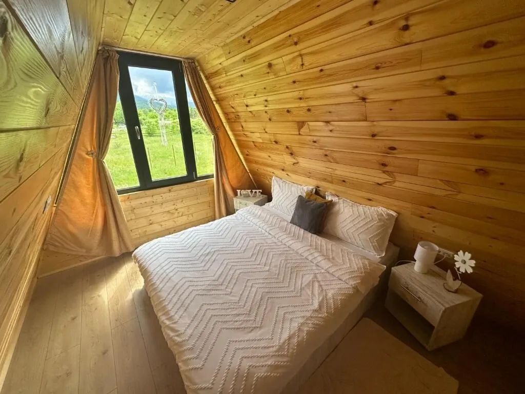 Cabana Liniștea Muntilor Cârţişoara - foto 2