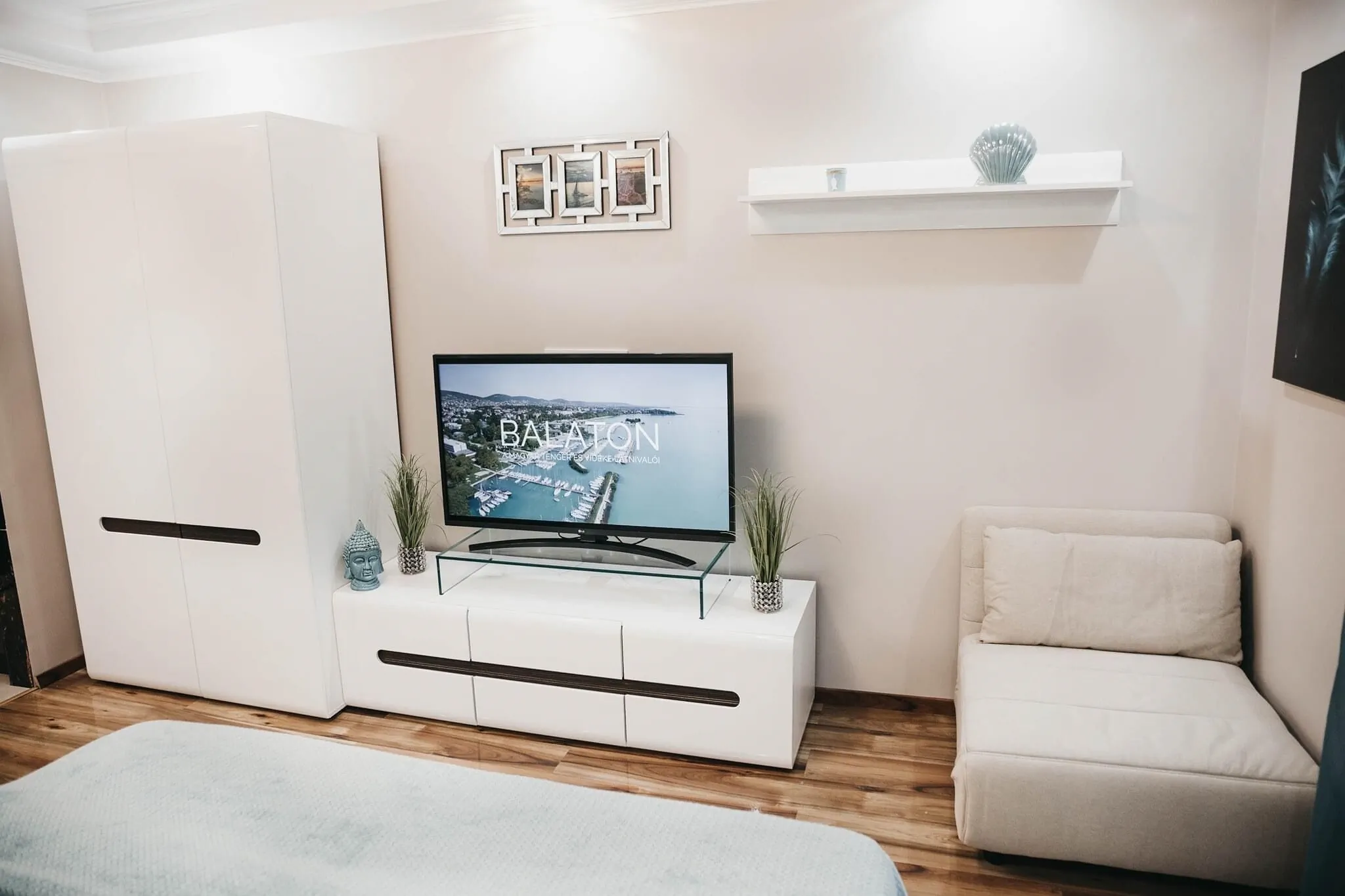 Nefelejcs Apartman Balatonlelle – Balatonlelle, Ungaria