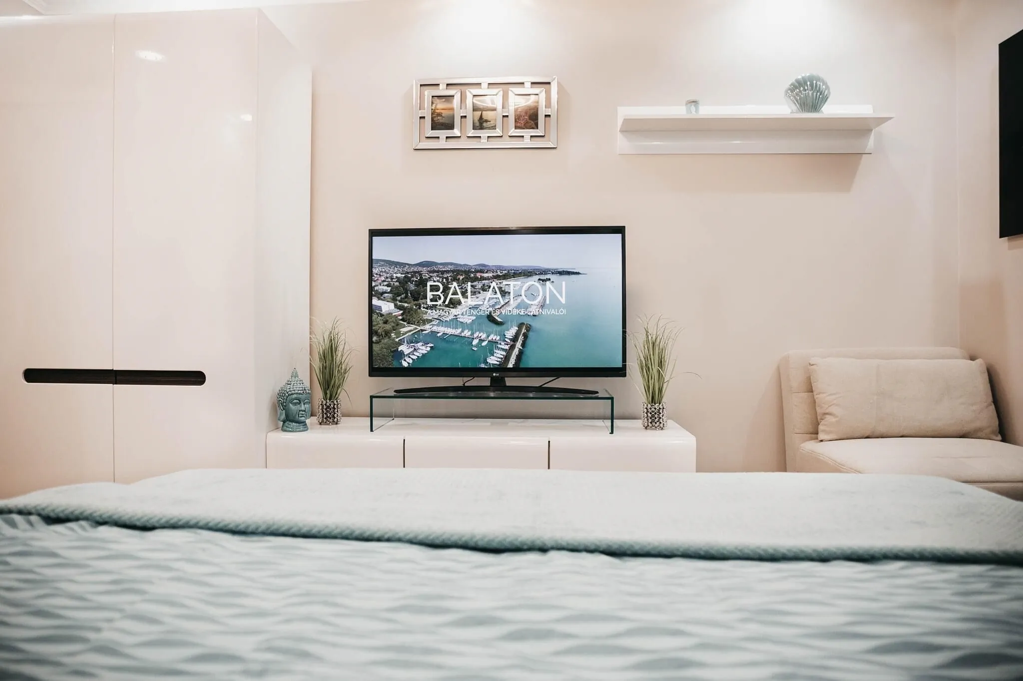 Nefelejcs Apartman Balatonlelle – Balatonlelle, Ungaria
