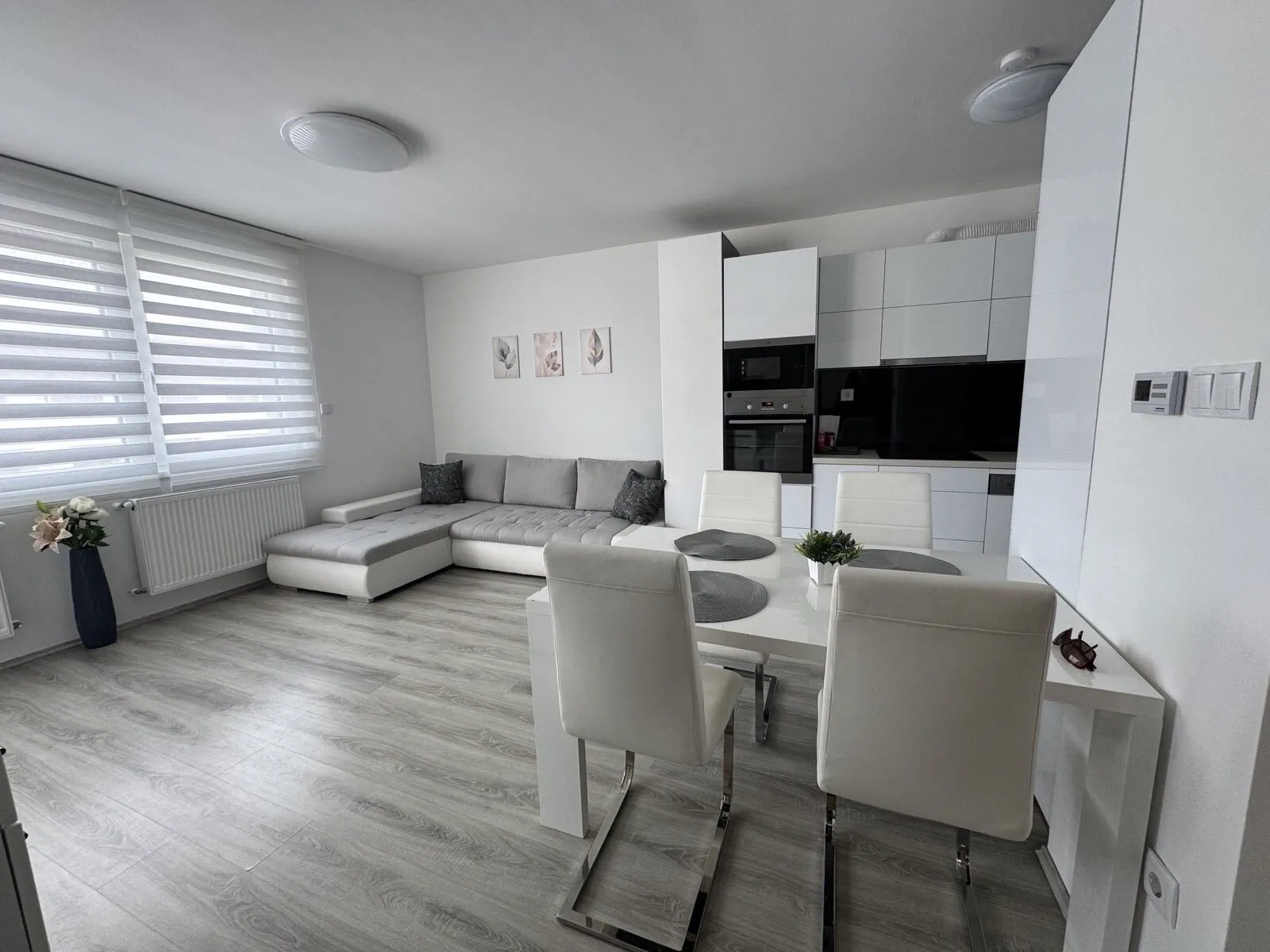 Bajcsy Corner Apartman Debrecen - foto 2